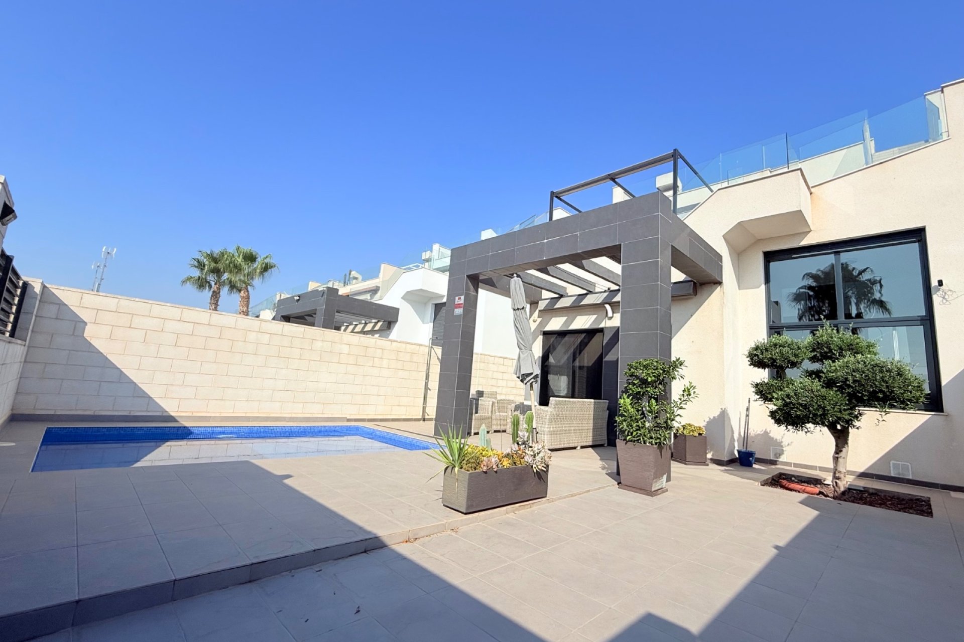 Reventa - Villa -
Ciudad Quesada - Pueblo Bravo