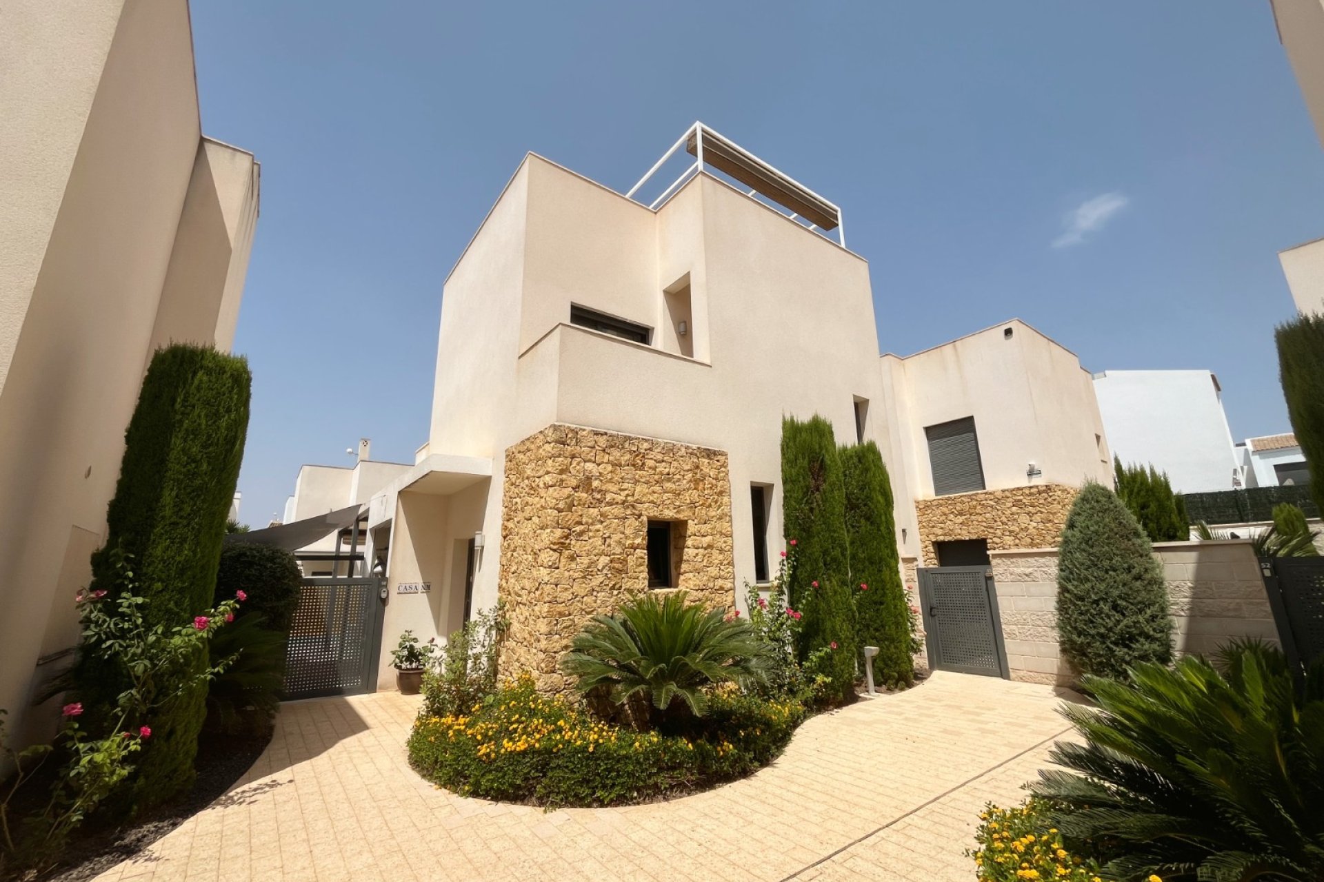 Reventa - Villa -
Ciudad Quesada - Pueblo Bravo
