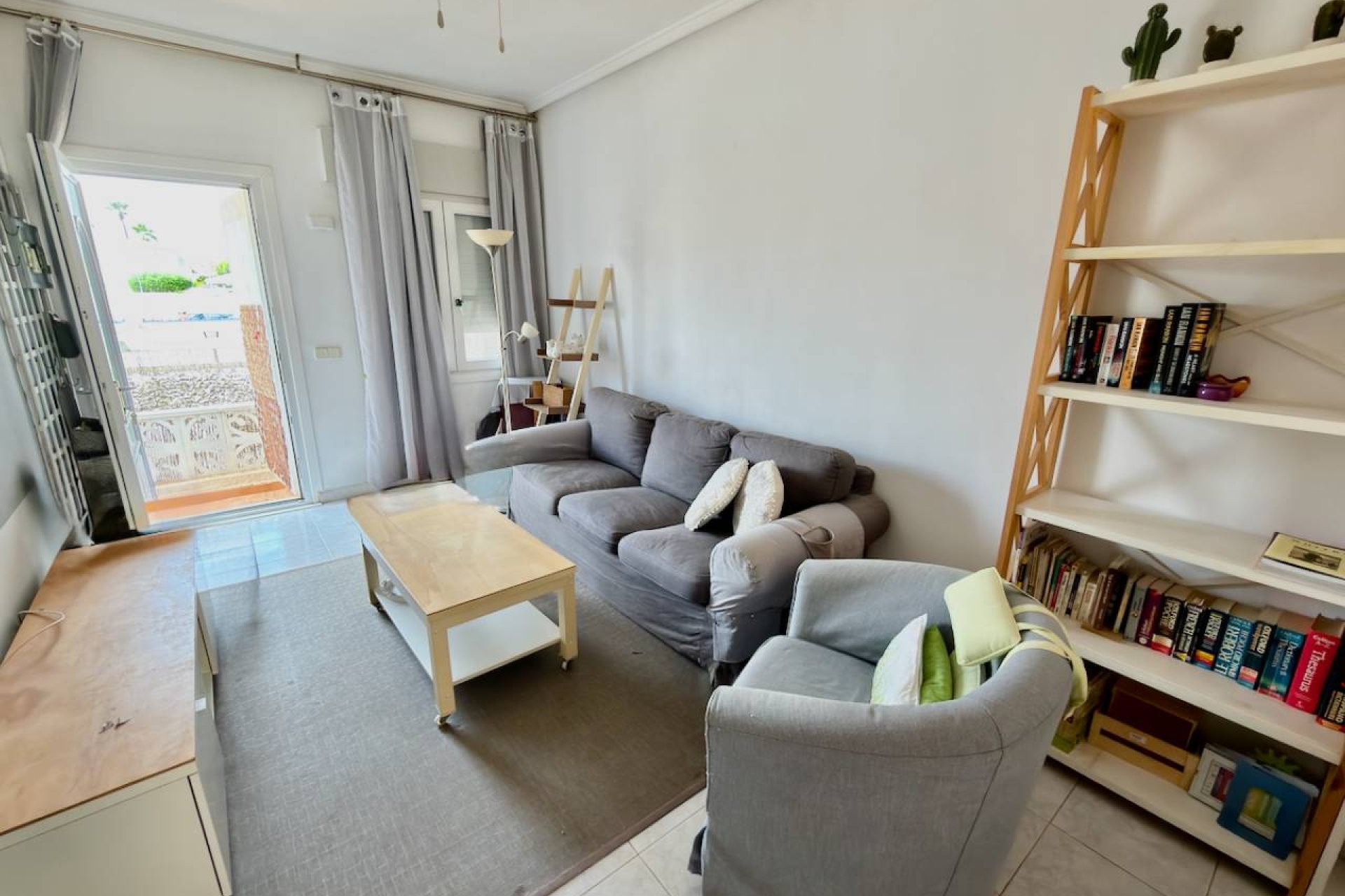 Reventa - Villa -
Ciudad Quesada - Pueblo Bravo