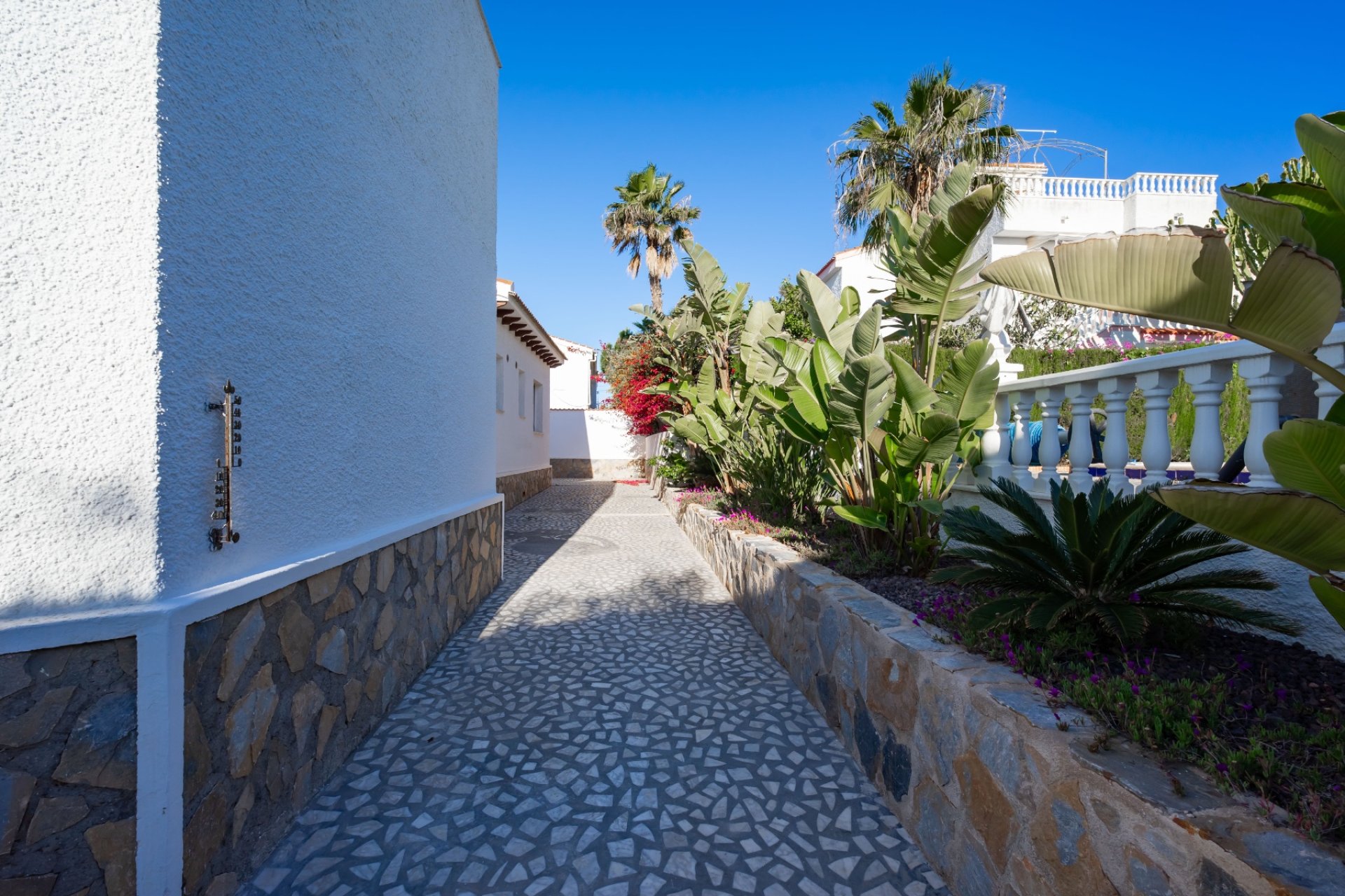 Reventa - Villa -
Ciudad Quesada - town