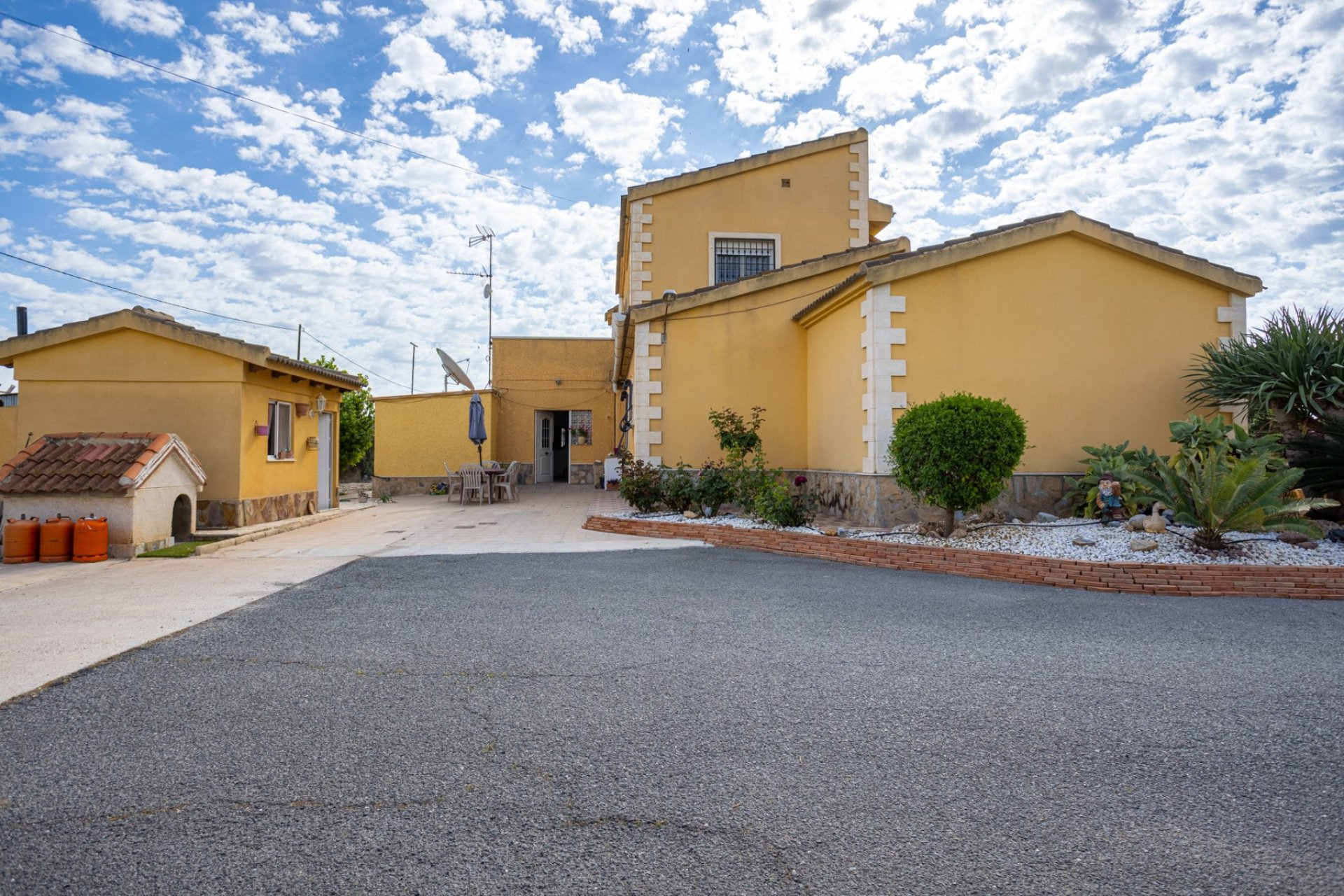 Reventa - Villa -
Elche - La Hoya