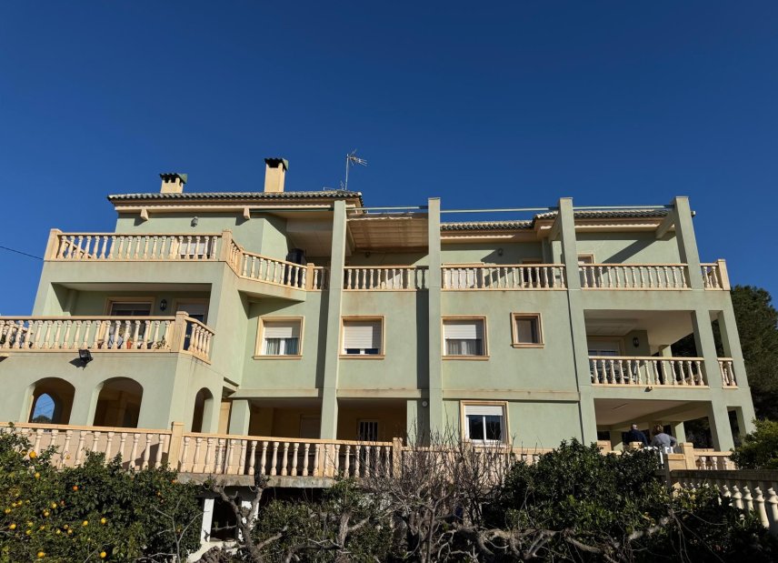 Reventa - Villa -
Elche - La Marina