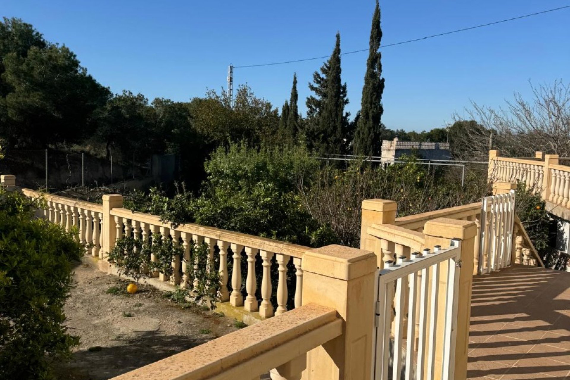 Reventa - Villa -
Elche - La Marina