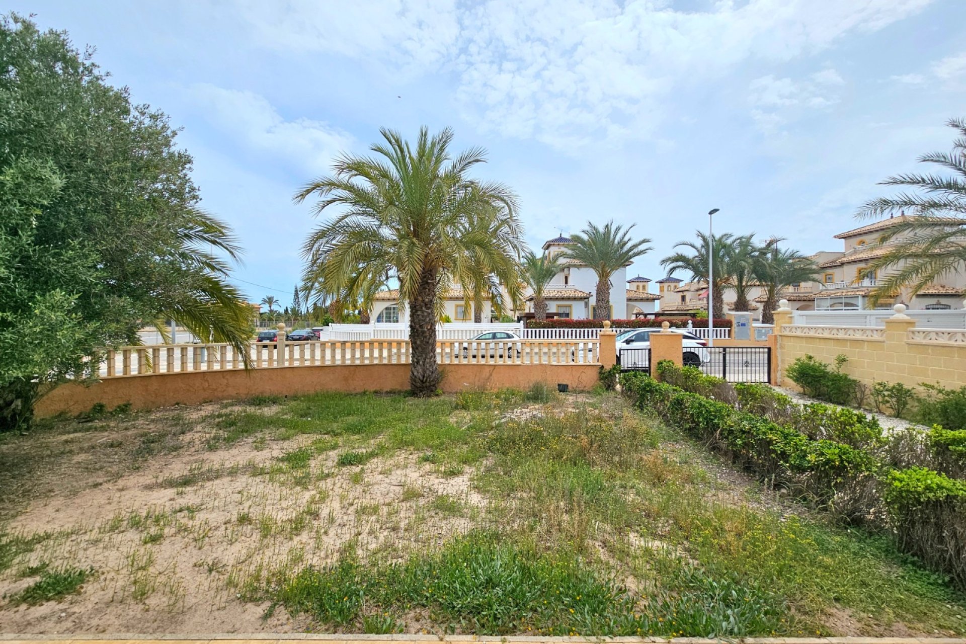 Reventa - Villa -
Elche - La Marina