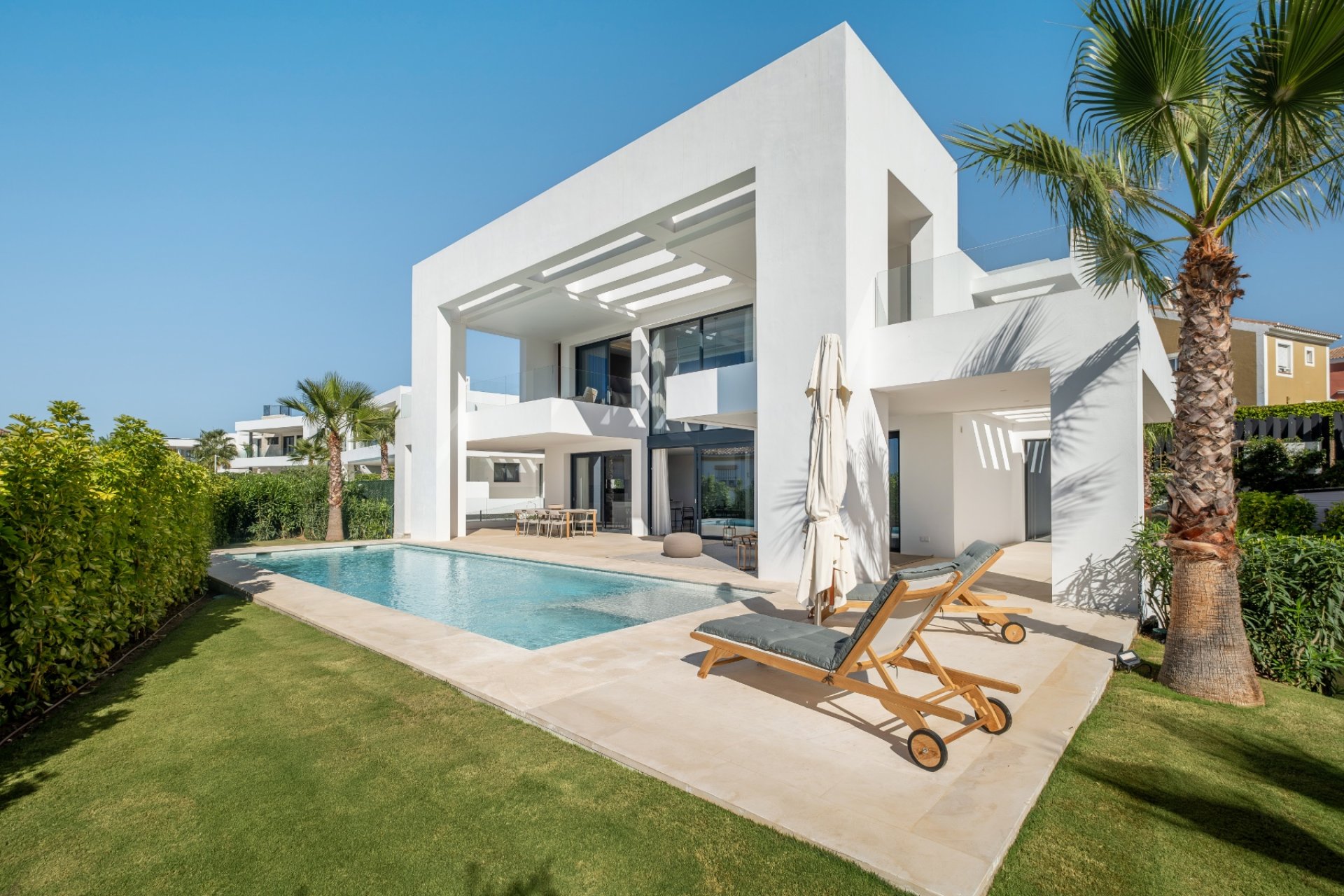 Reventa - Villa -
Estepona - El Paraíso