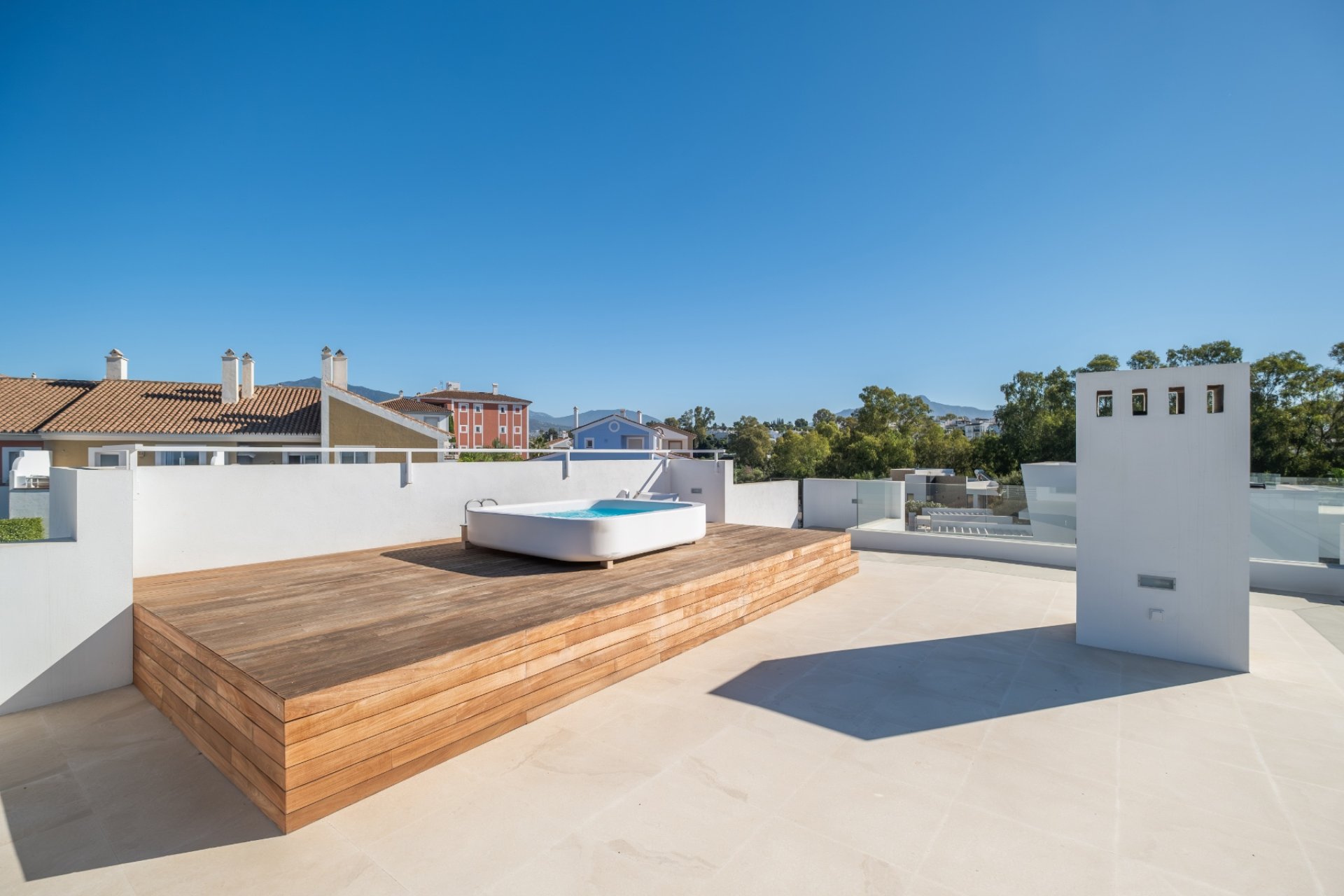 Reventa - Villa -
Estepona - El Paraíso