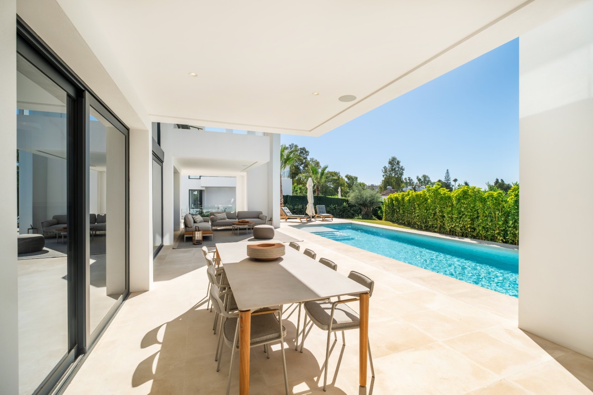 Reventa - Villa -
Estepona - El Paraíso