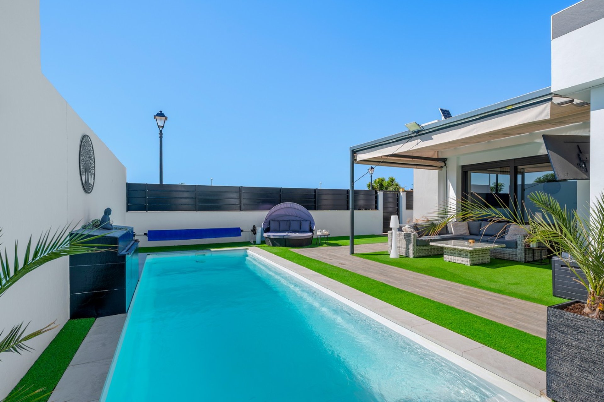 Reventa - Villa -
Fortuna - Urbanizacion Las Kalendas