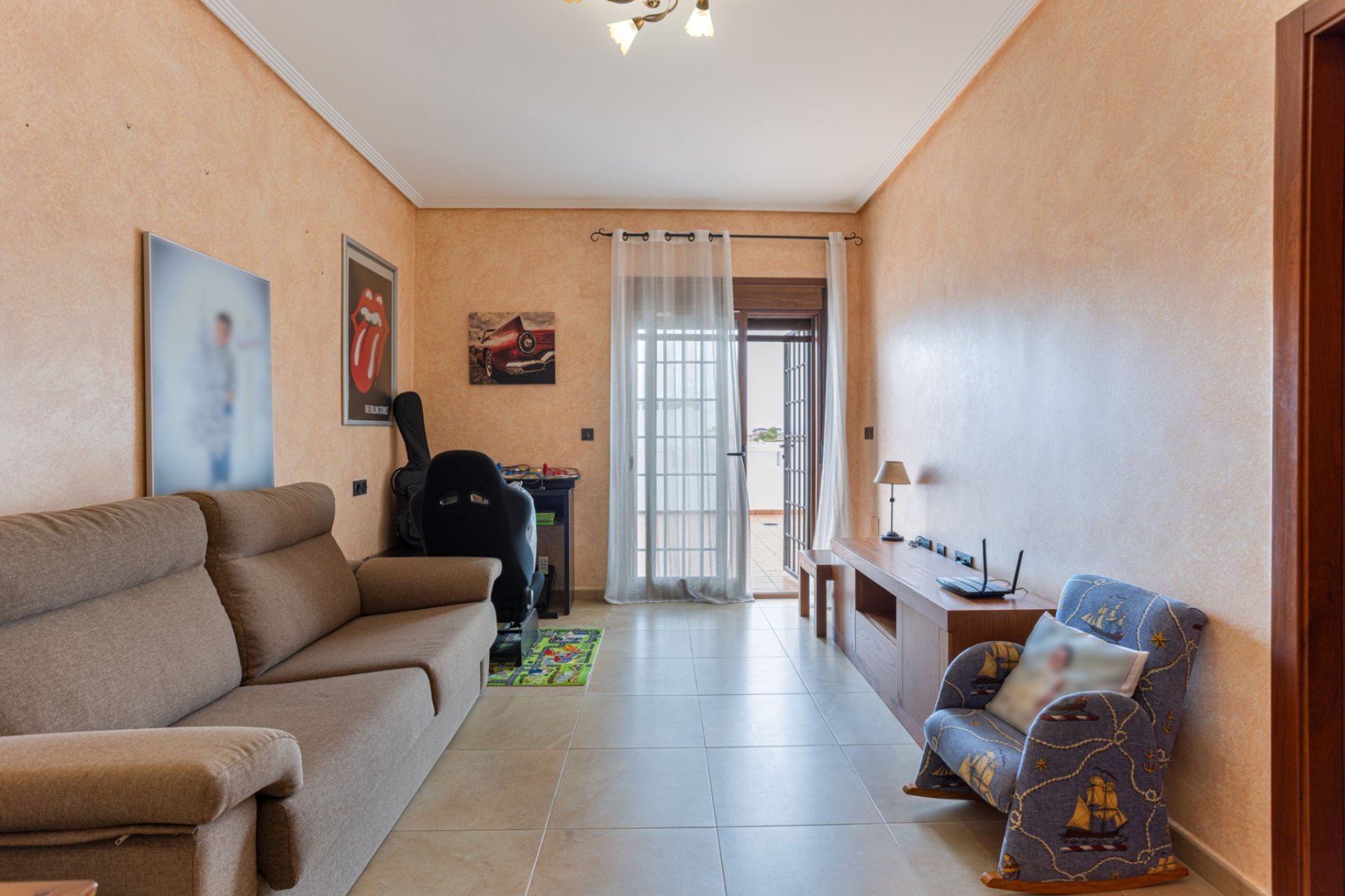 Reventa - Villa -
Los Montesinos - La Herrada