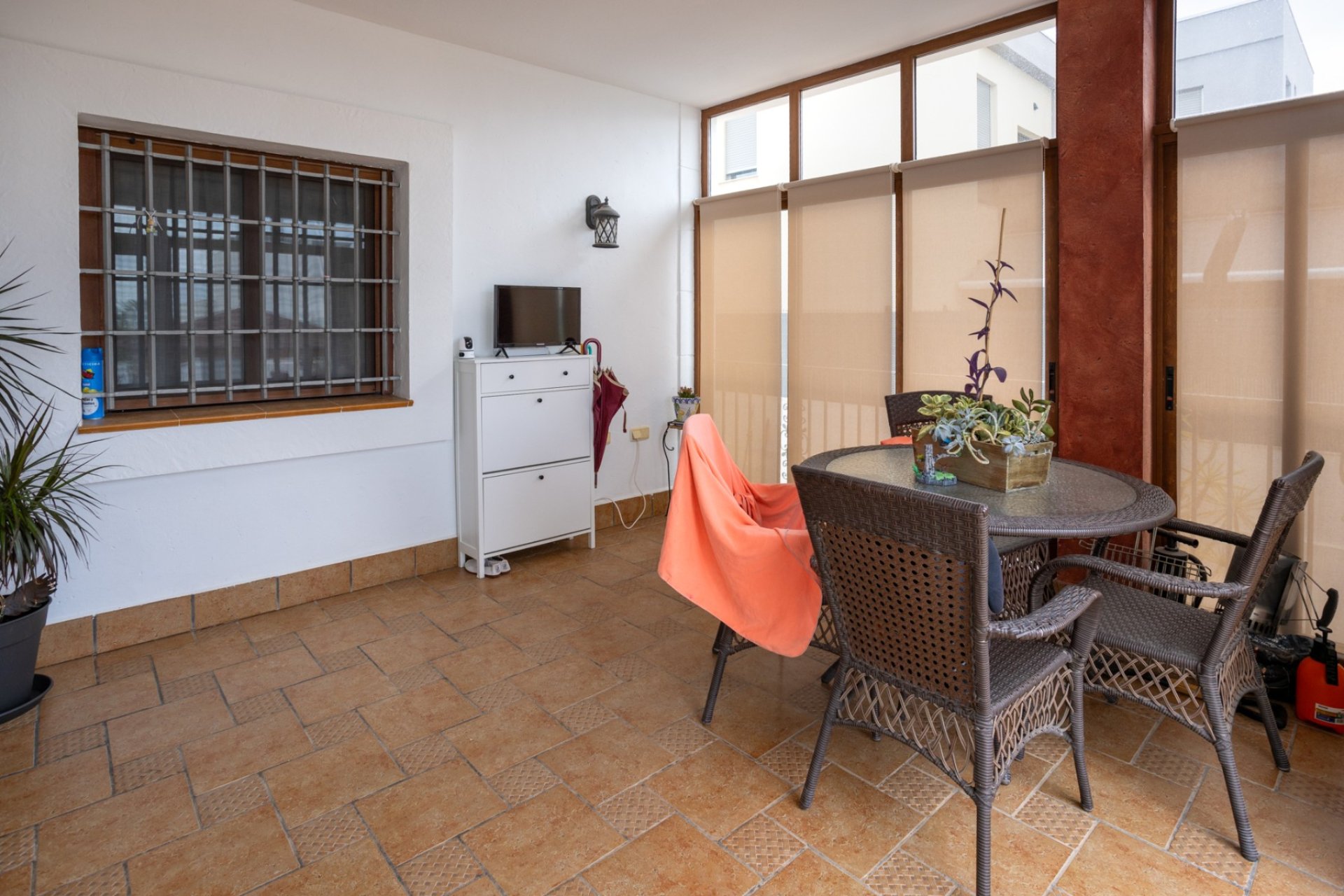 Reventa - Villa -
Los Montesinos - La Herrada