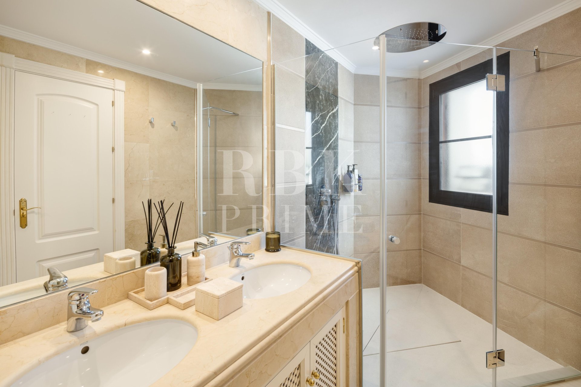 Reventa - Villa -
Malaga - Benahavís