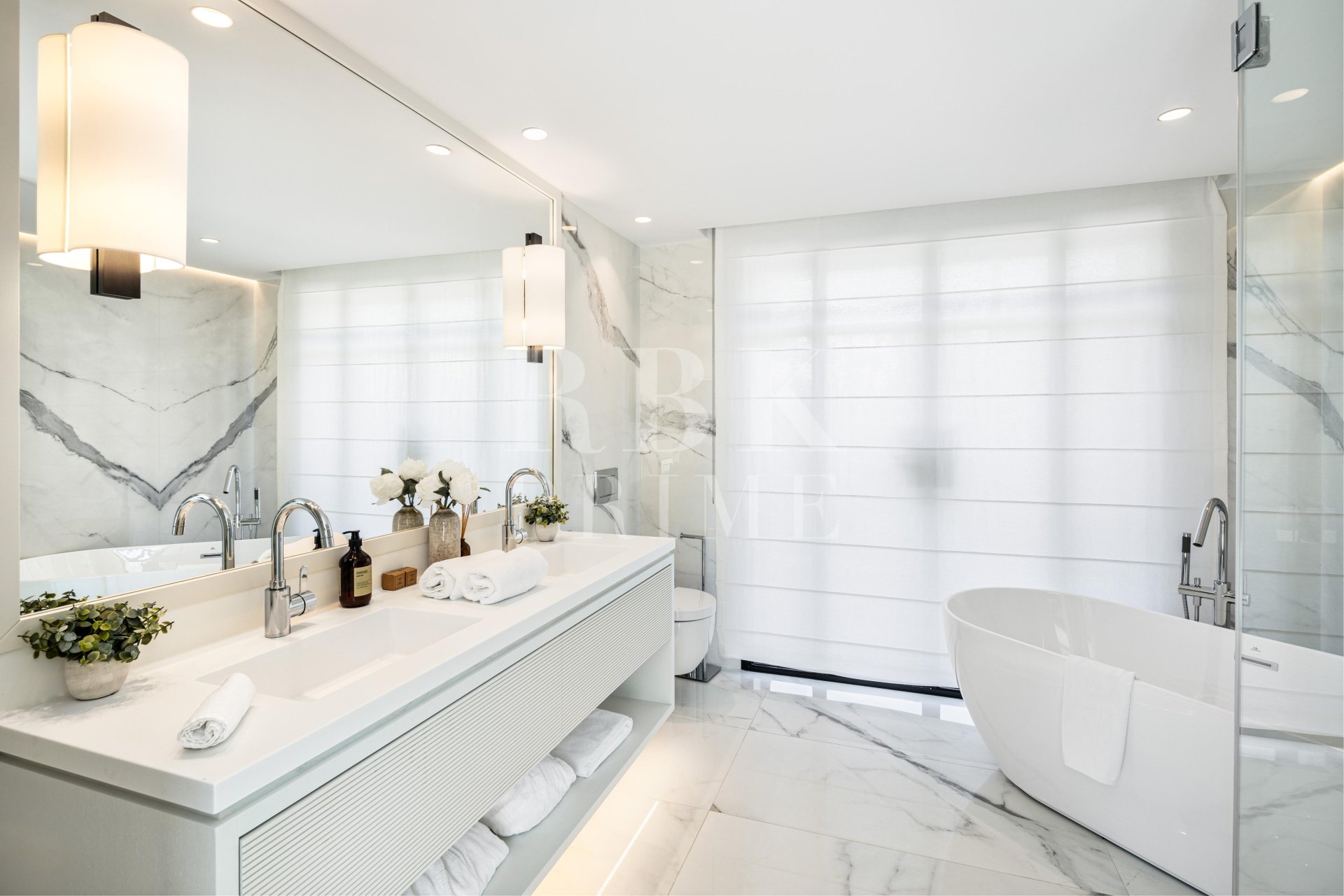 Reventa - Villa -
Malaga - Nueva Andalucía