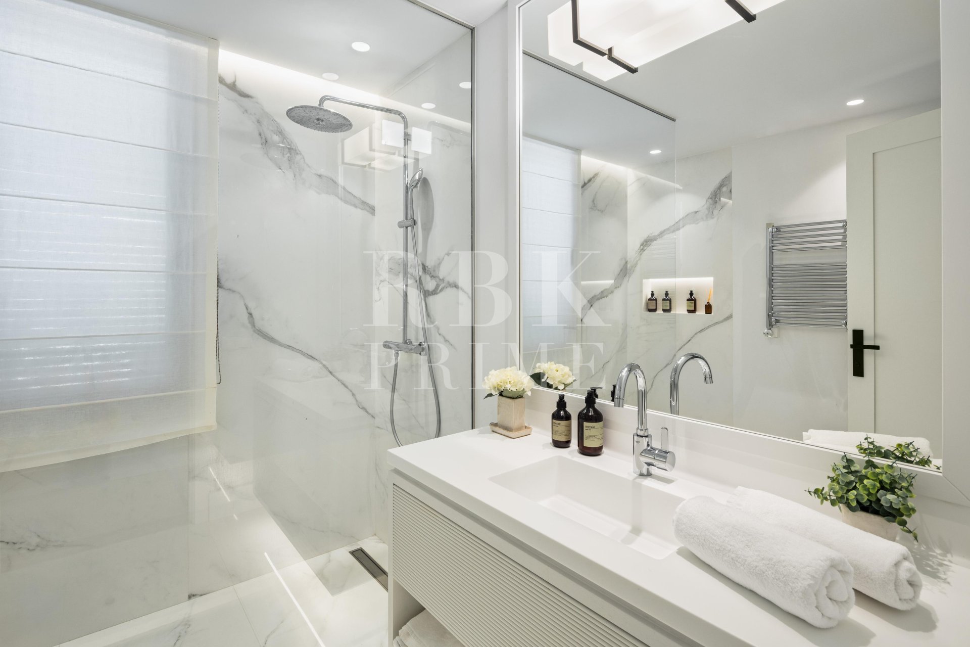 Reventa - Villa -
Malaga - Nueva Andalucía