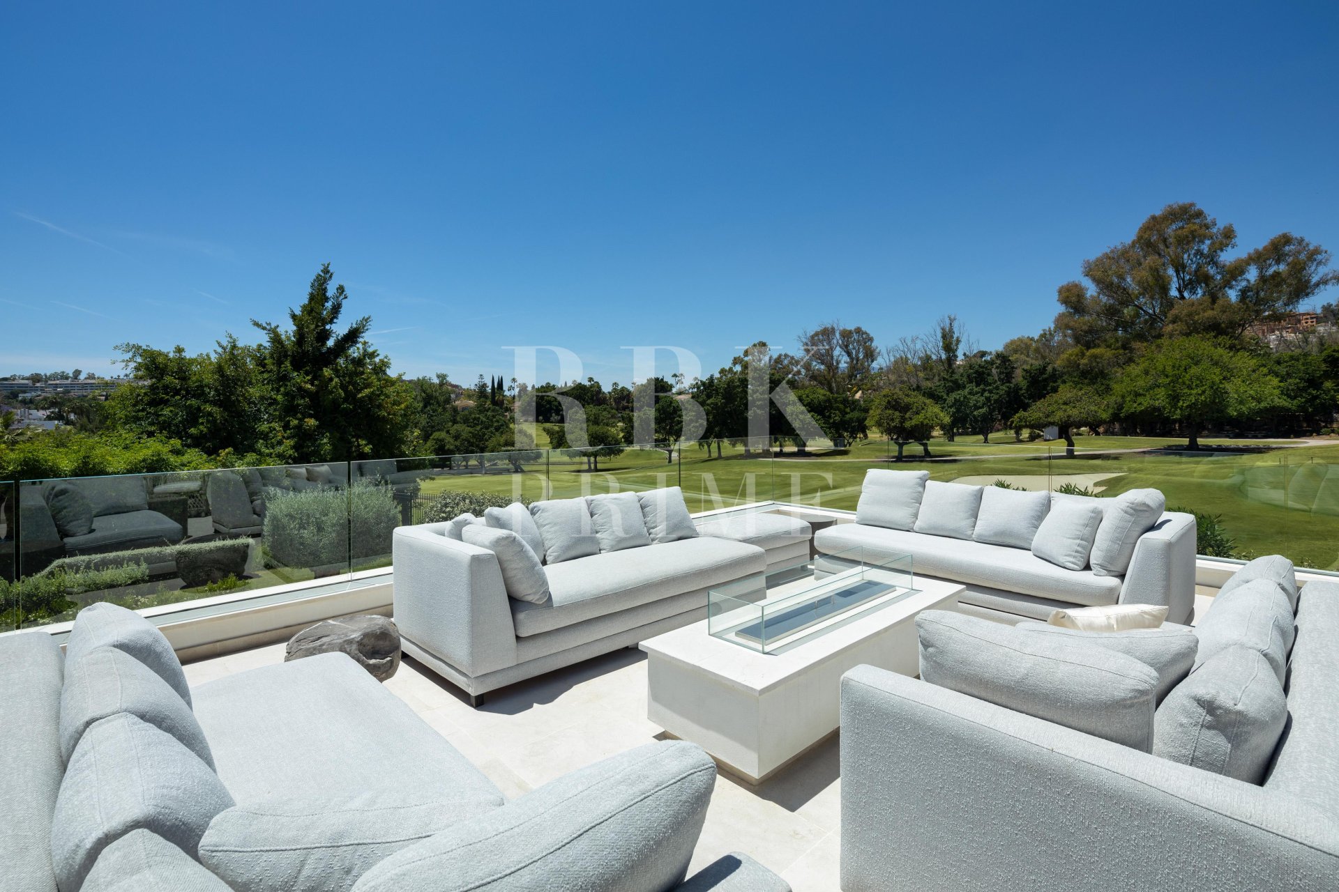 Reventa - Villa -
Malaga - Nueva Andalucía