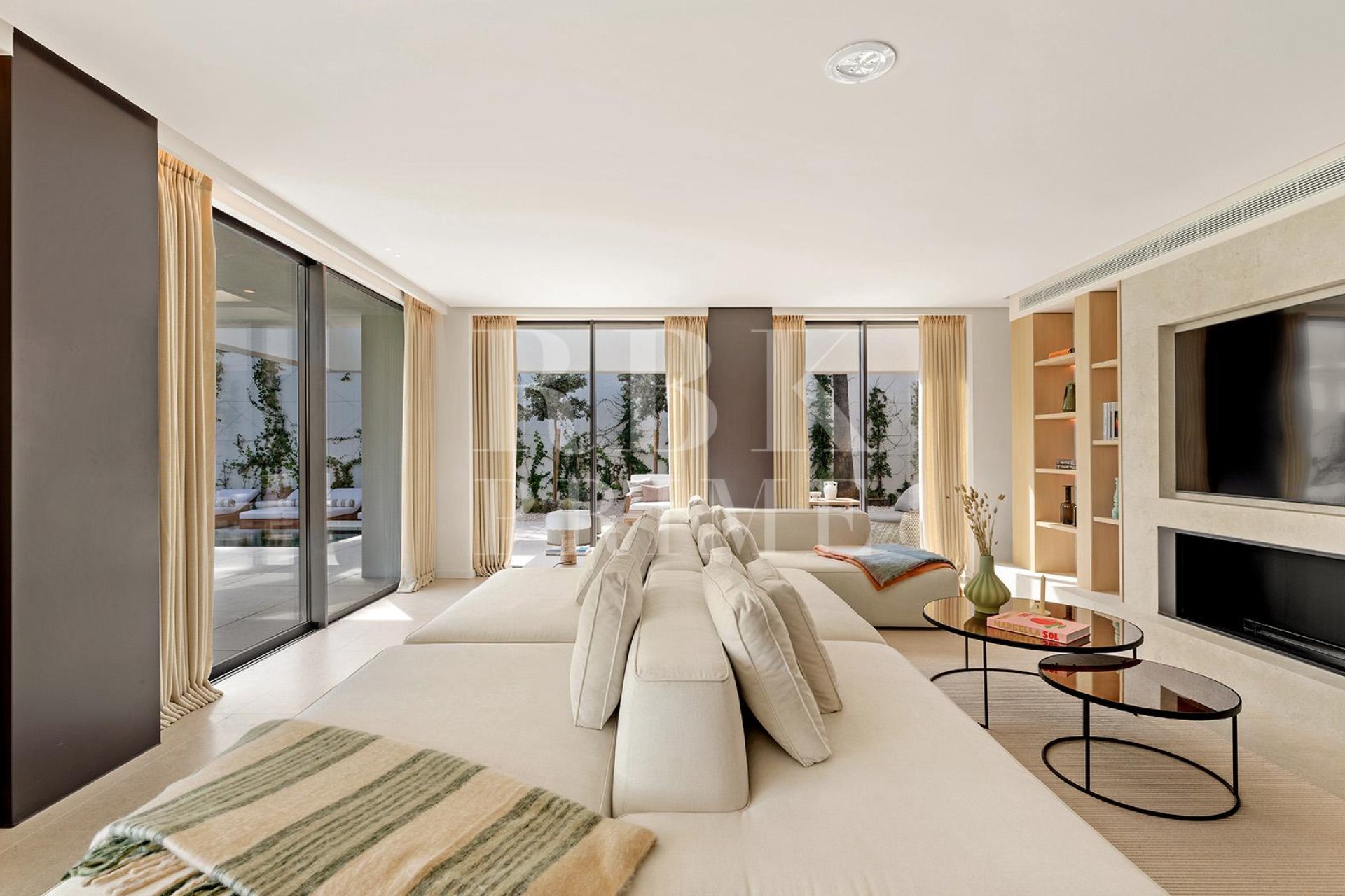 Reventa - Villa -
Malaga - Nueva Andalucía