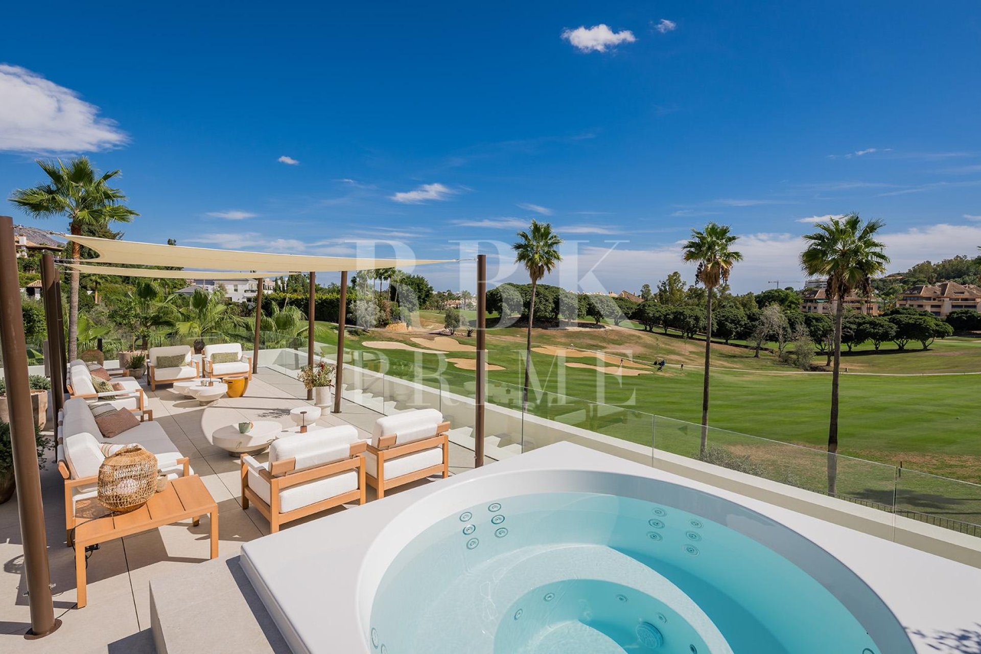 Reventa - Villa -
Malaga - Nueva Andalucía
