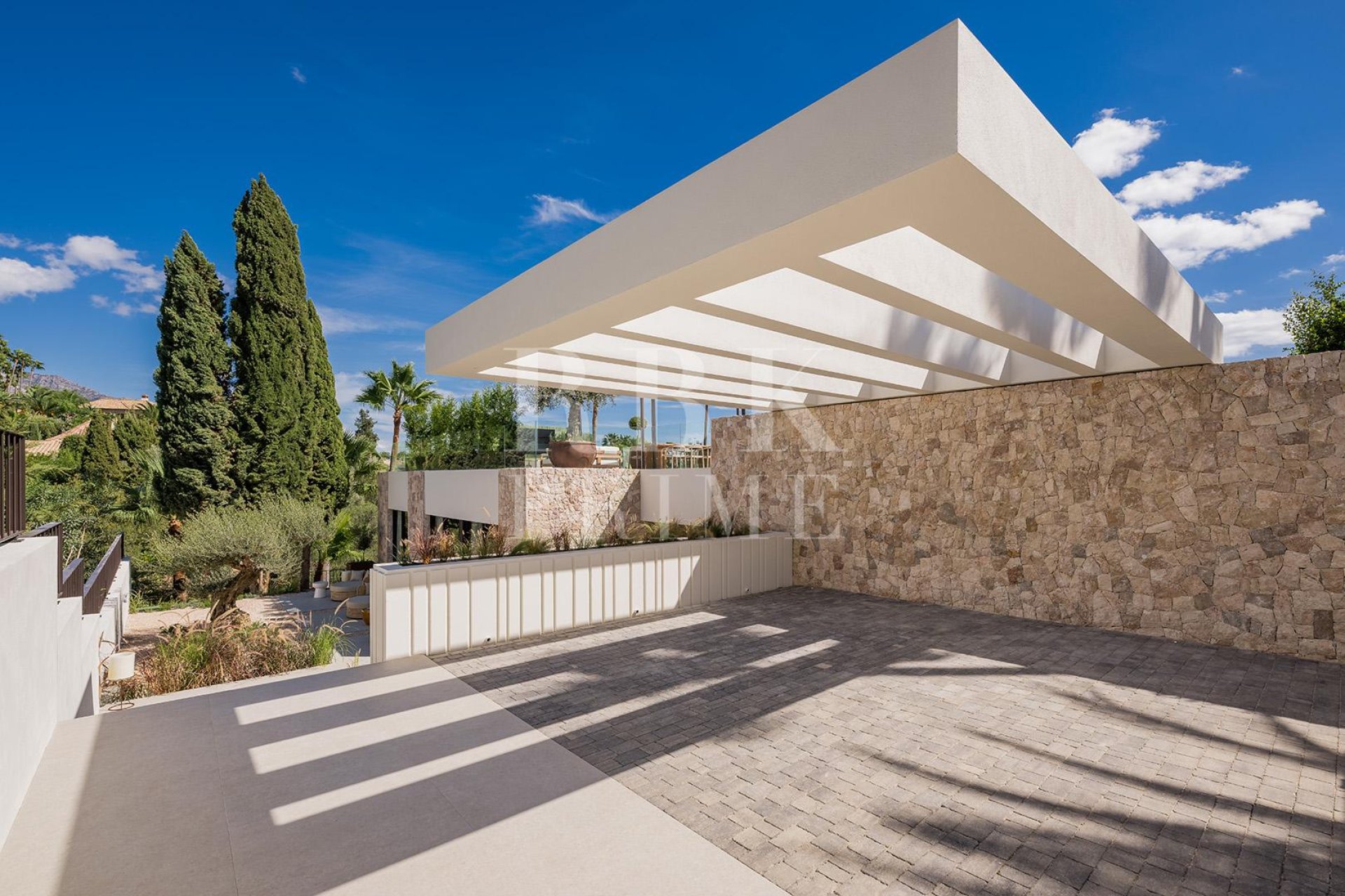Reventa - Villa -
Malaga - Nueva Andalucía