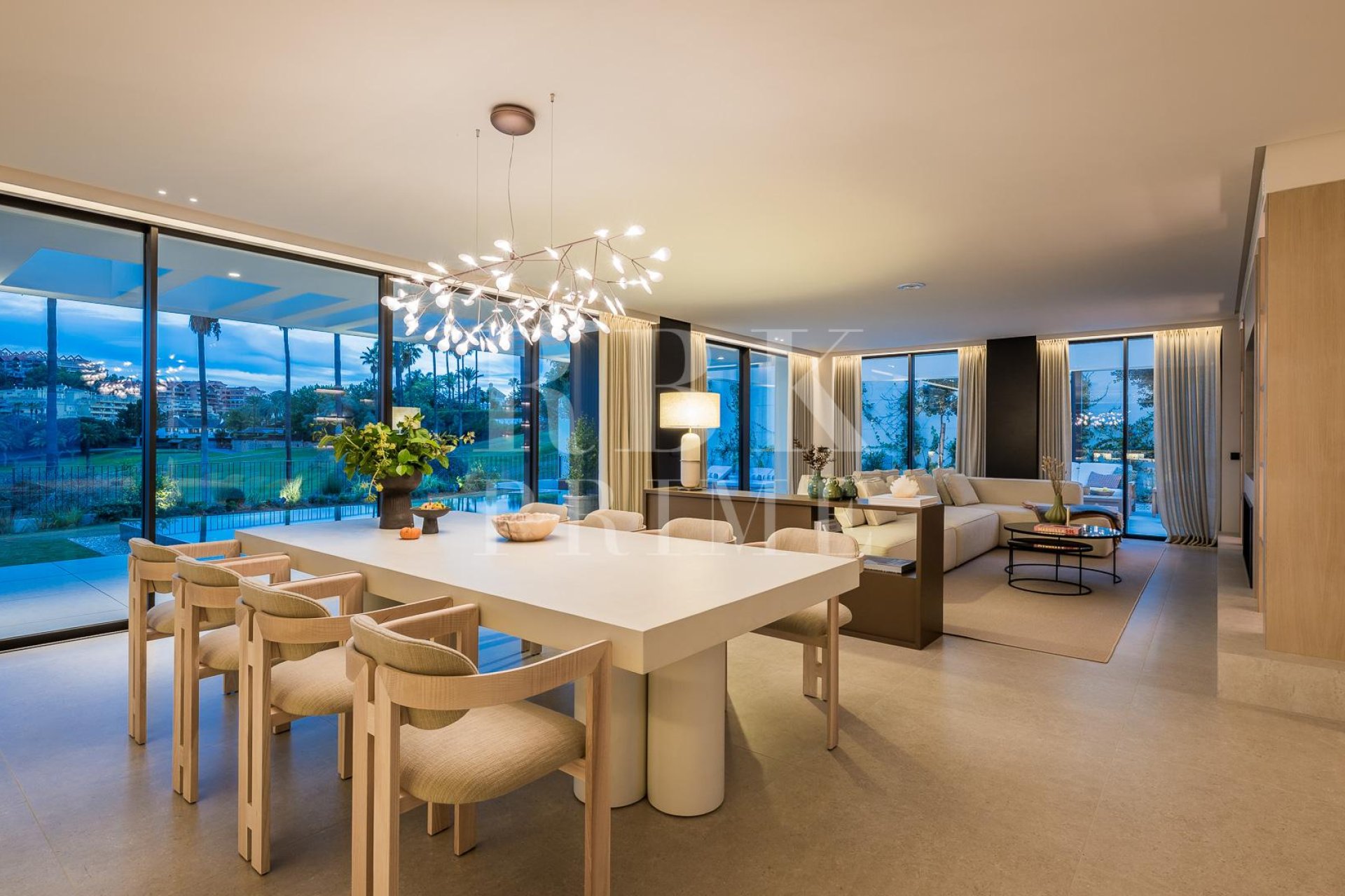 Reventa - Villa -
Malaga - Nueva Andalucía