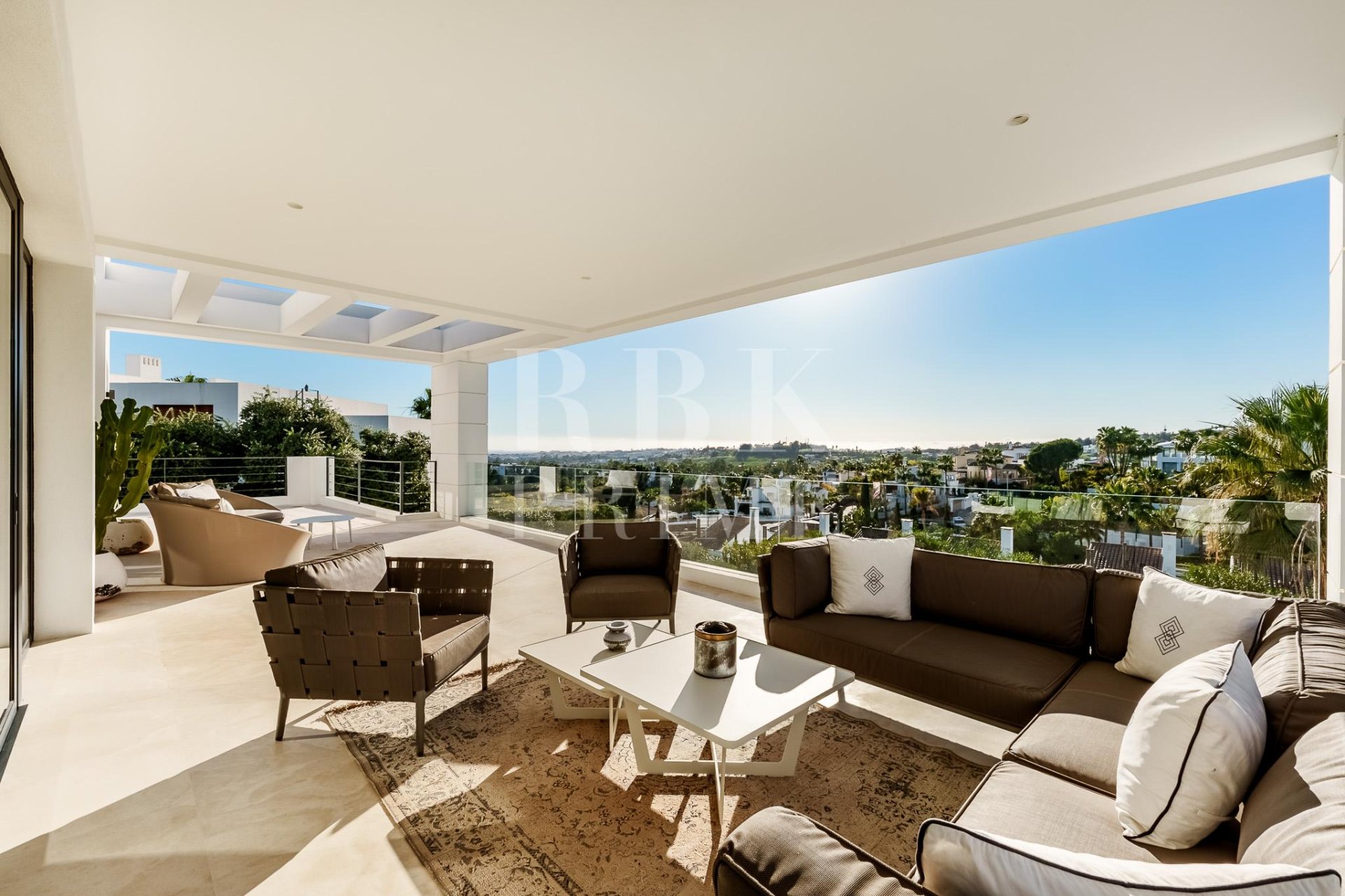 Reventa - Villa -
Malaga - Nueva Andalucía
