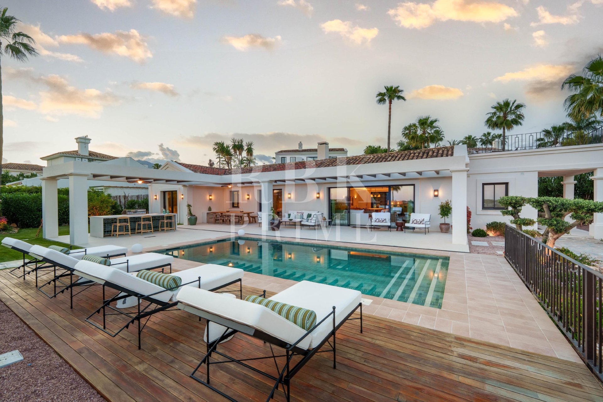 Reventa - Villa -
Malaga - Nueva Andalucía