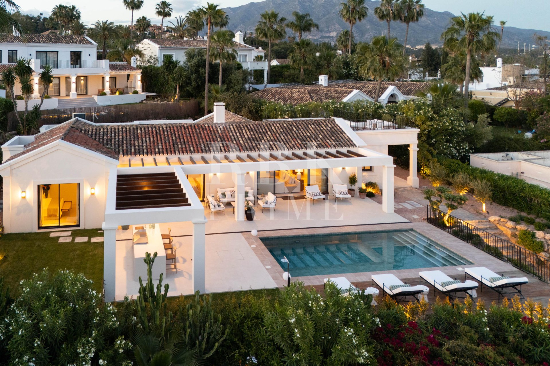 Reventa - Villa -
Malaga - Nueva Andalucía