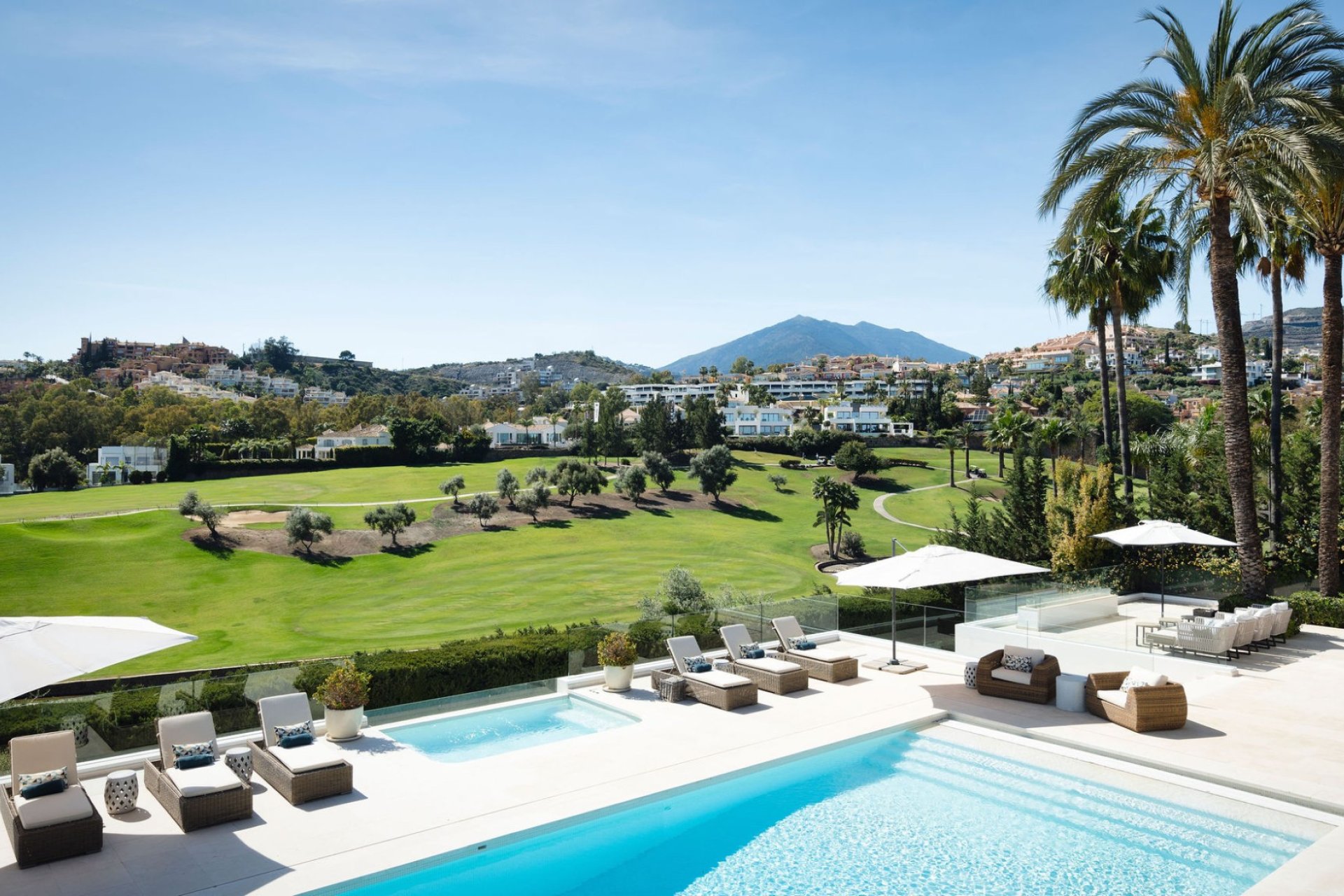 Reventa - Villa -
Marbella - Los Naranjos de Marbella