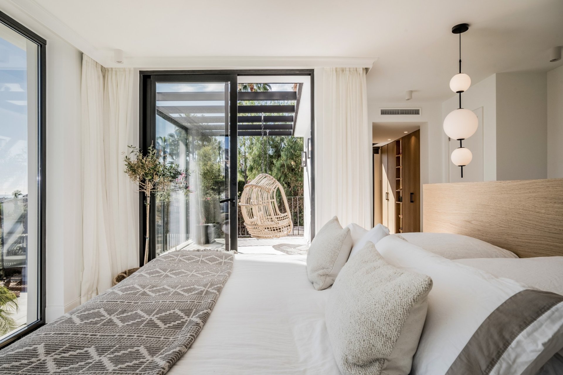 Reventa - Villa -
Marbella - Los Naranjos de Marbella