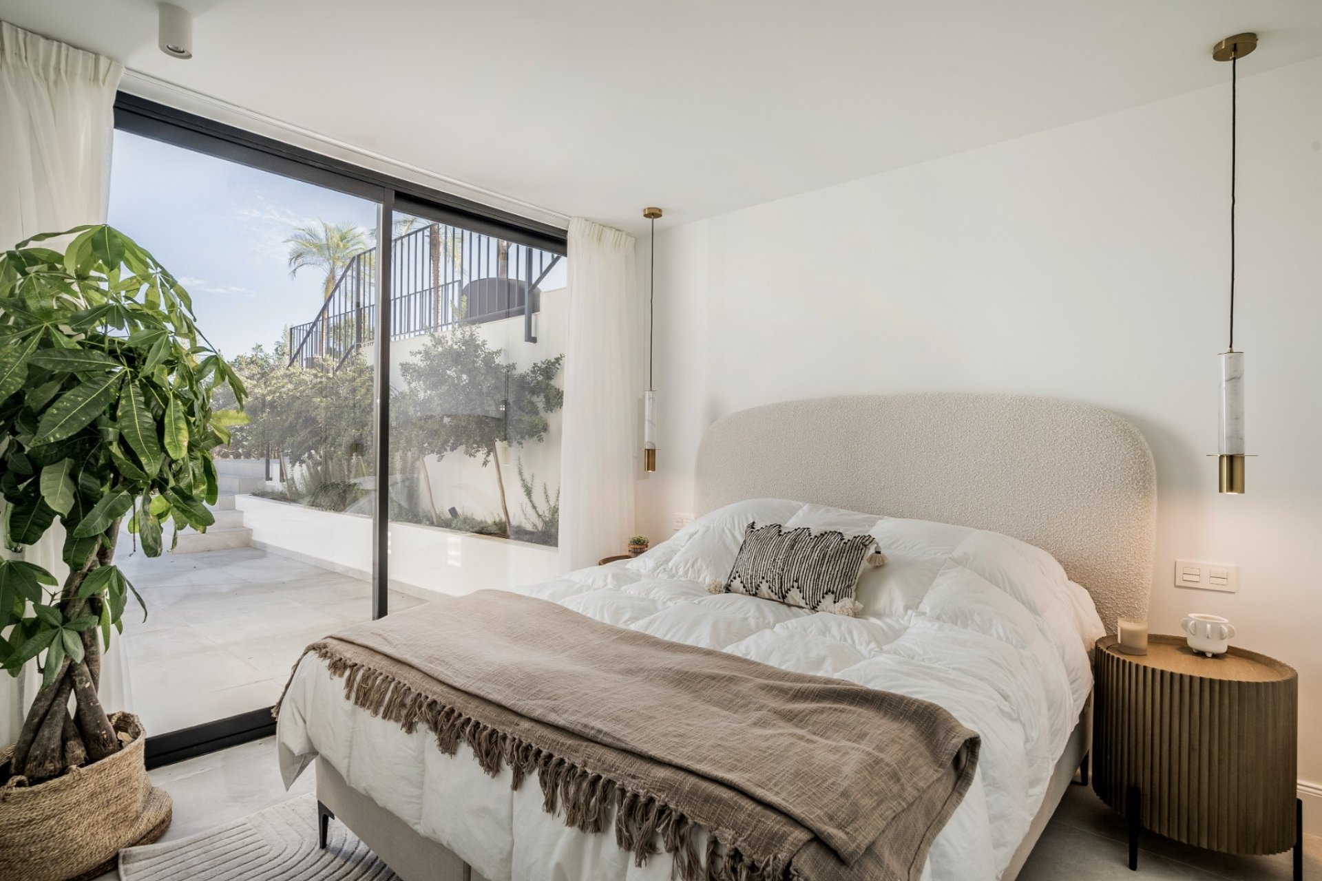 Reventa - Villa -
Marbella - Los Naranjos de Marbella