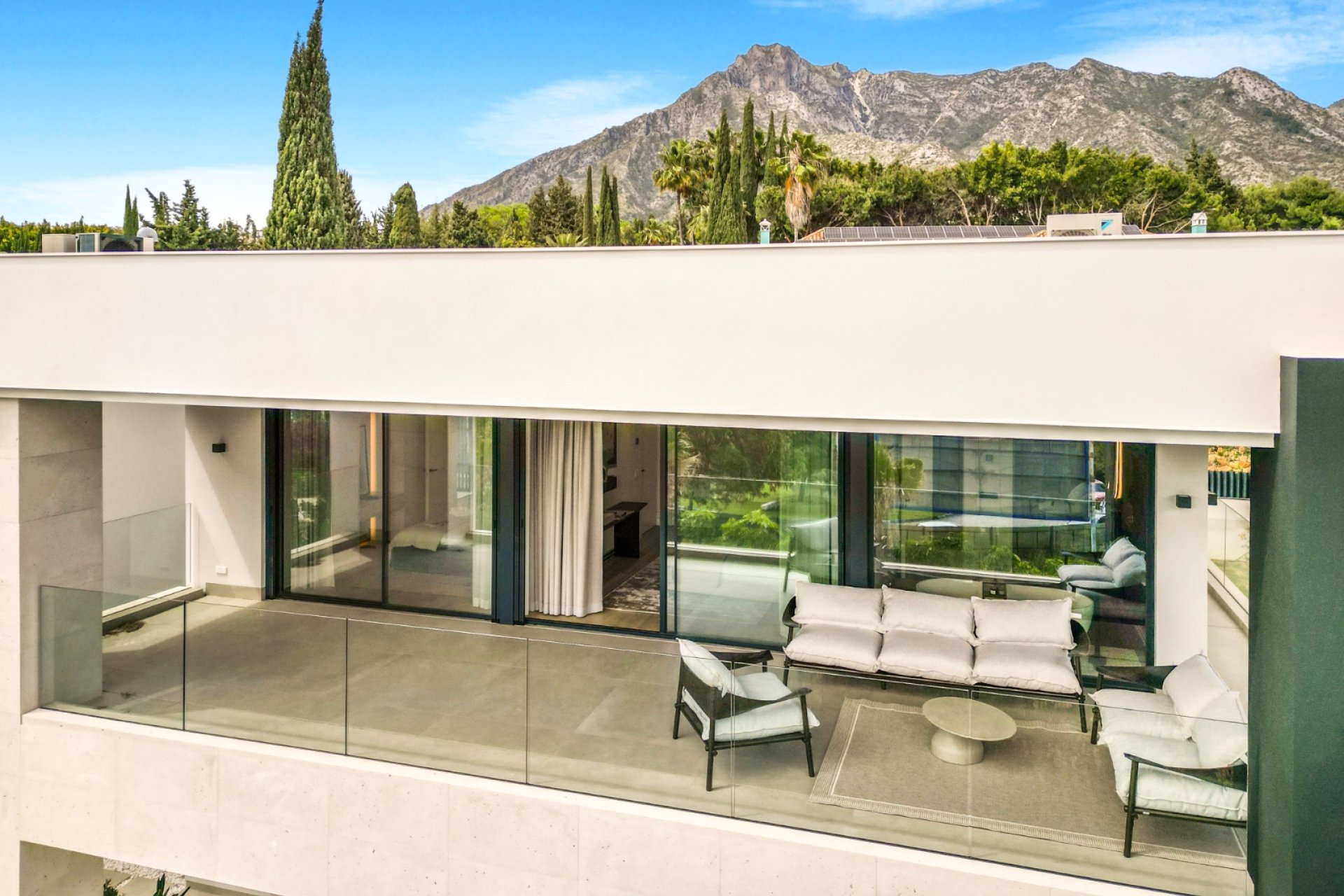 Reventa - Villa -
Marbella - Nagueles
