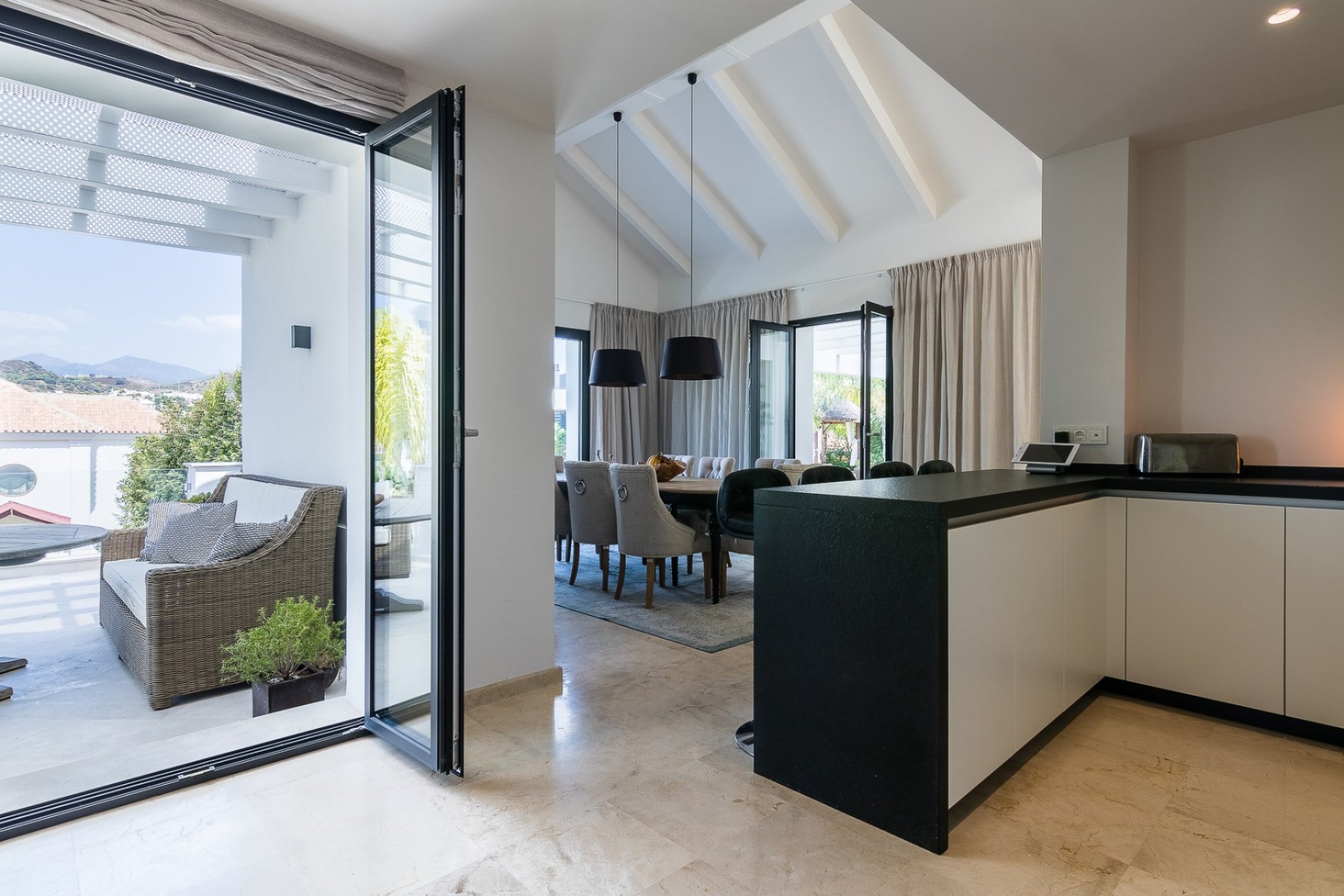 Reventa - Villa -
Marbella - Nueva Andalucía
