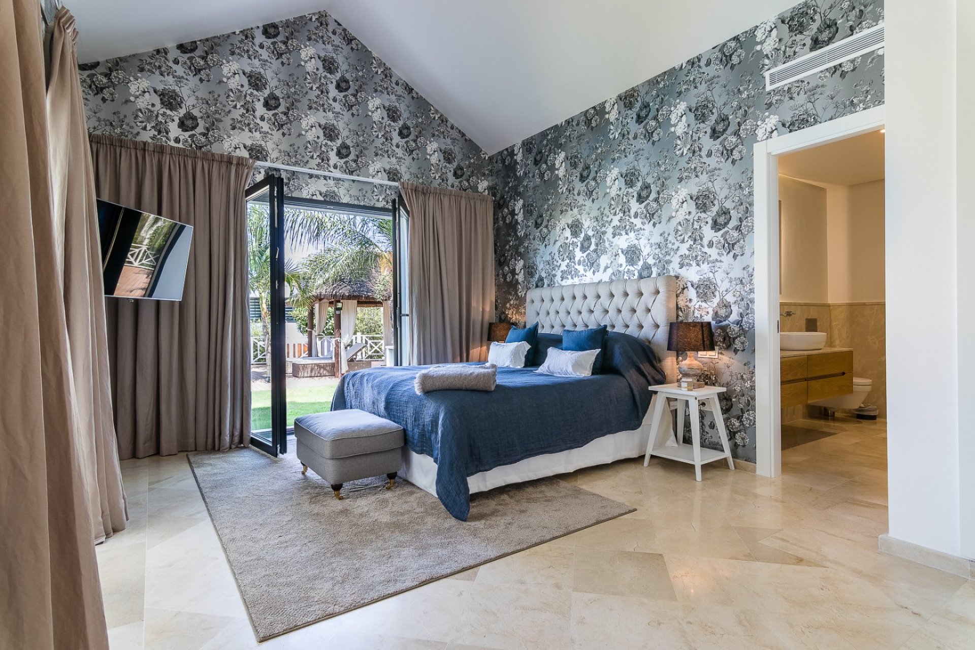 Reventa - Villa -
Marbella - Nueva Andalucía