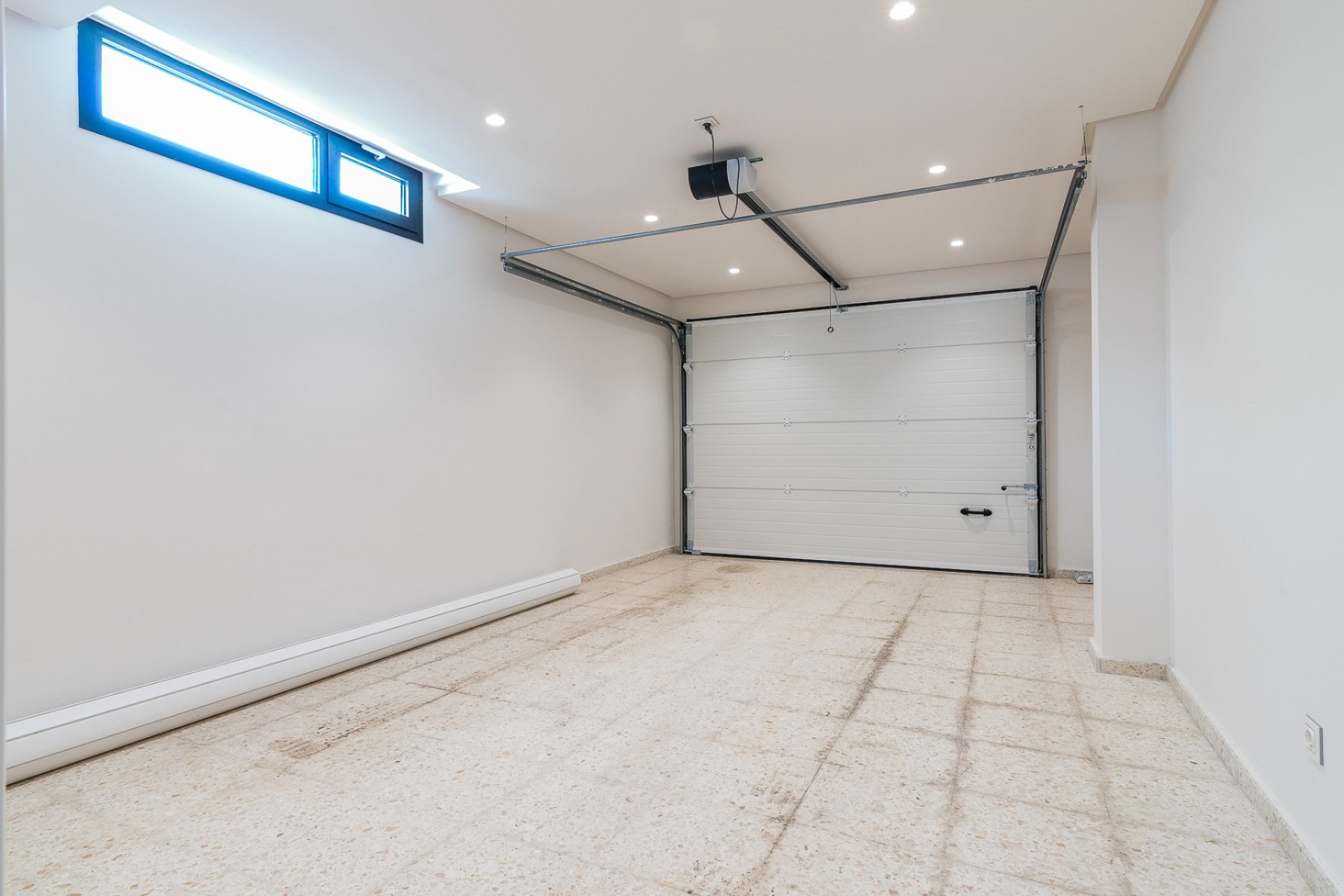 Reventa - Villa -
Marbella - Nueva Andalucía