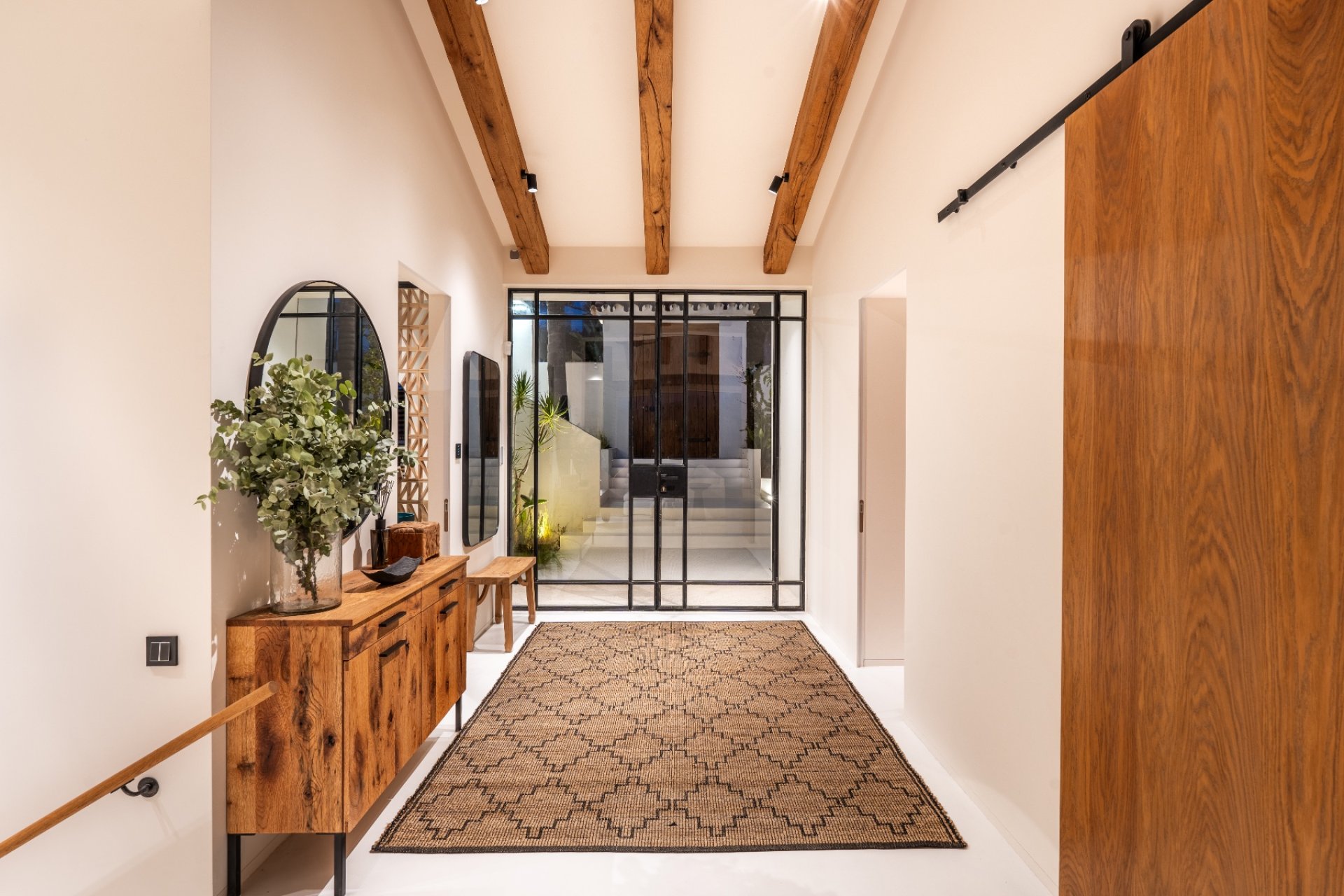 Reventa - Villa -
Marbella - Nueva Andalucía