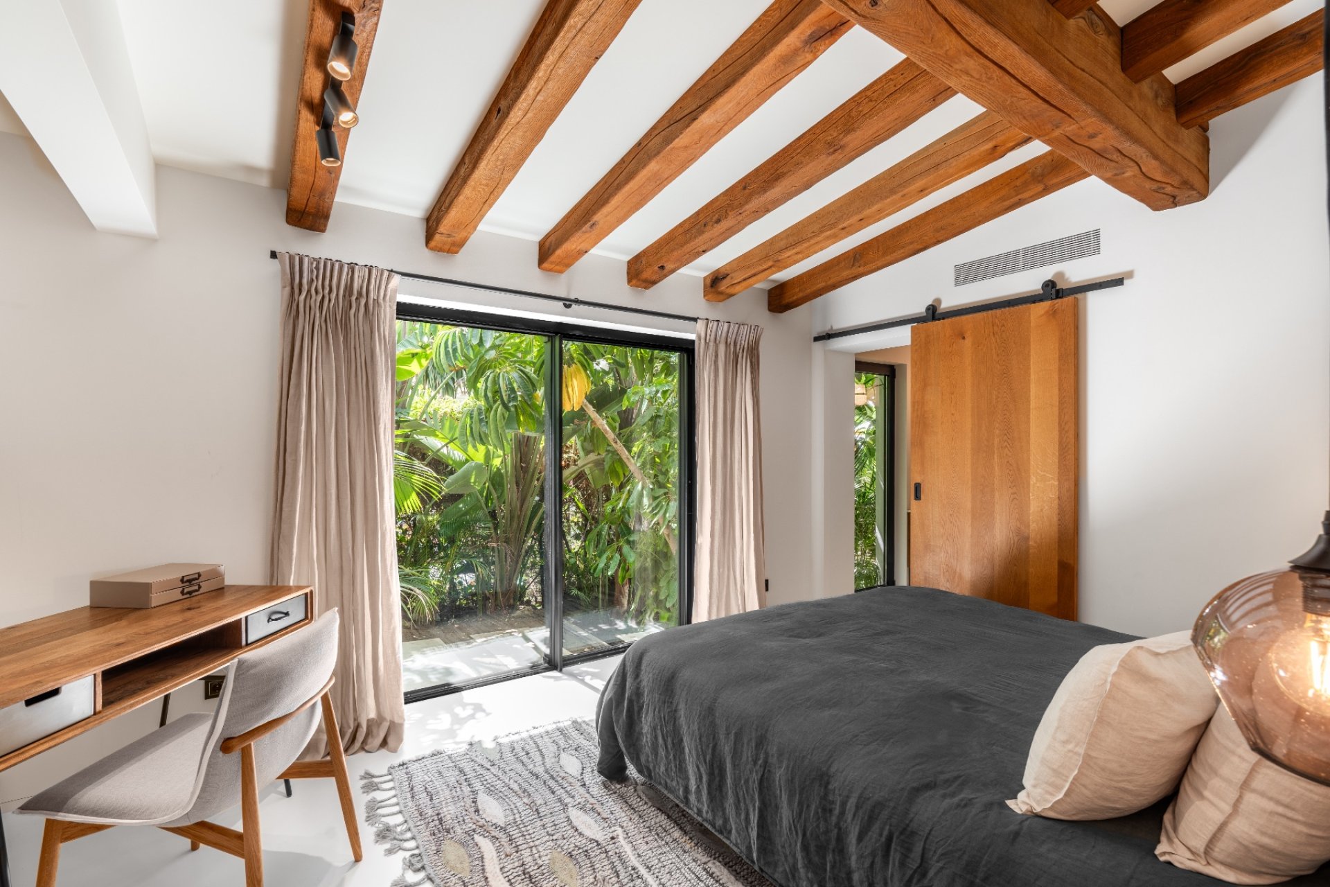 Reventa - Villa -
Marbella - Nueva Andalucía