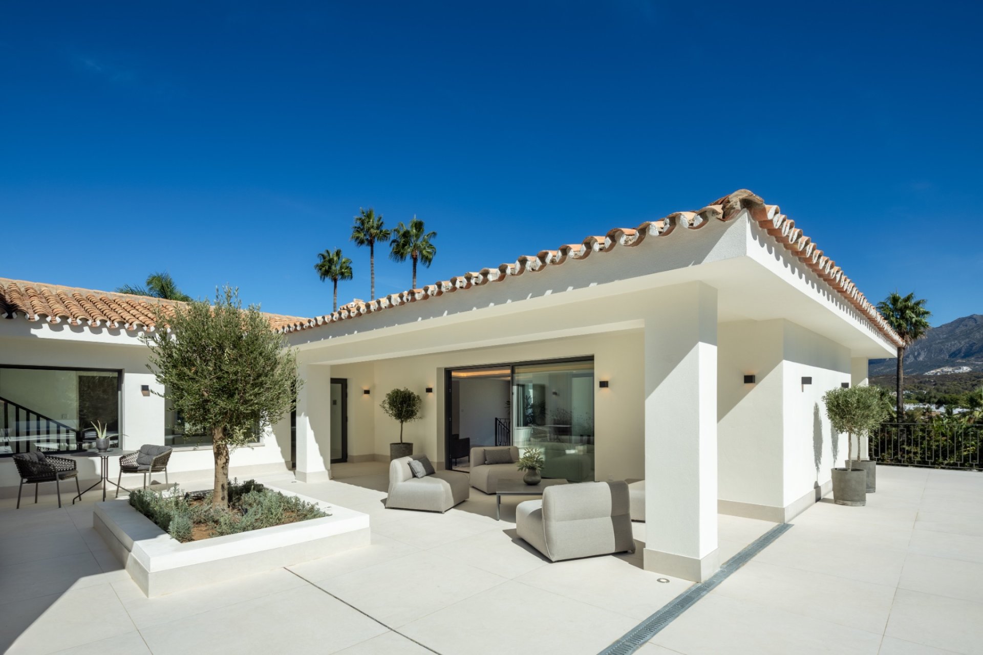 Reventa - Villa -
Marbella - Nueva Andalucía
