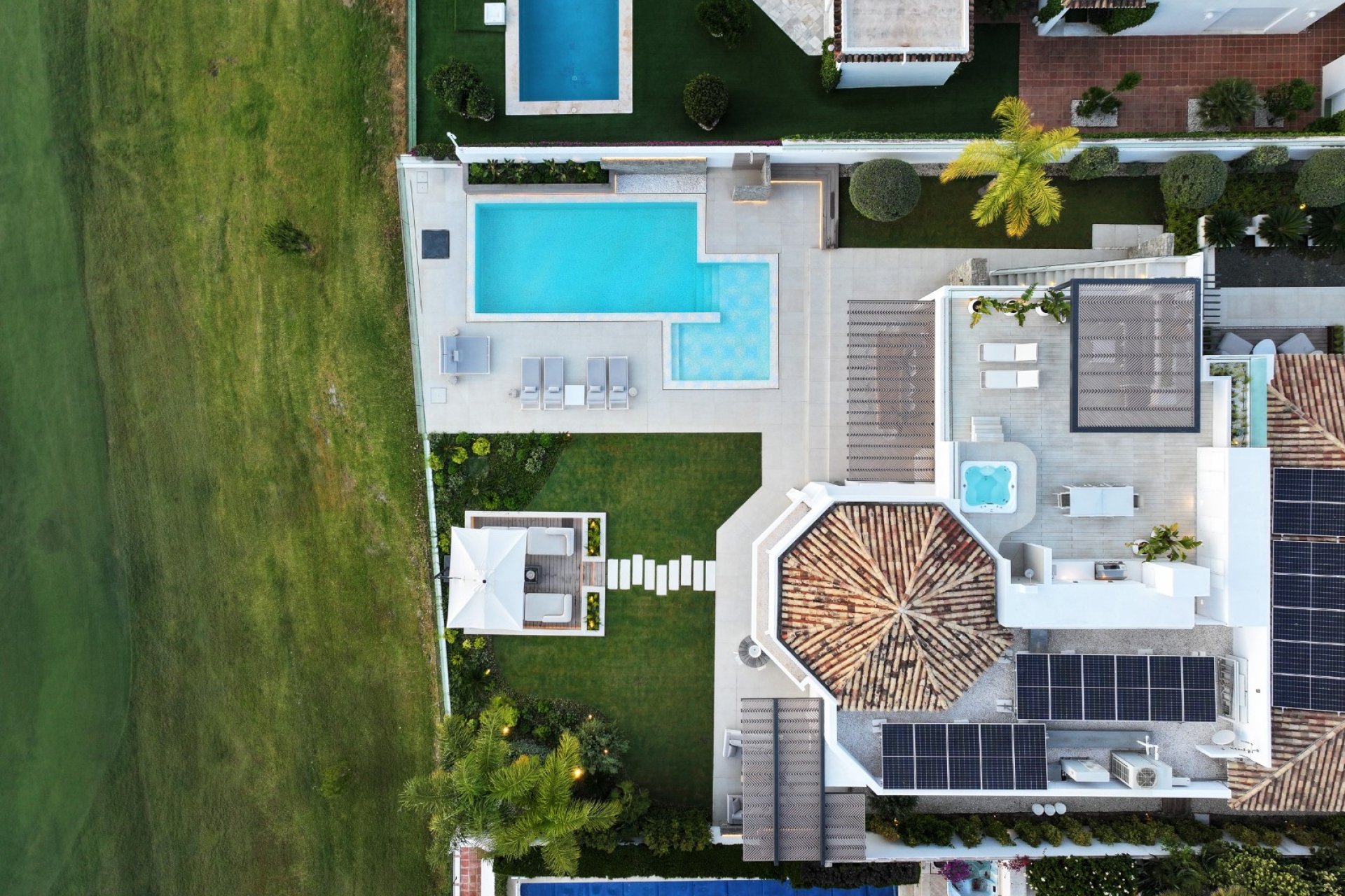 Reventa - Villa -
Marbella - Nueva Andalucía