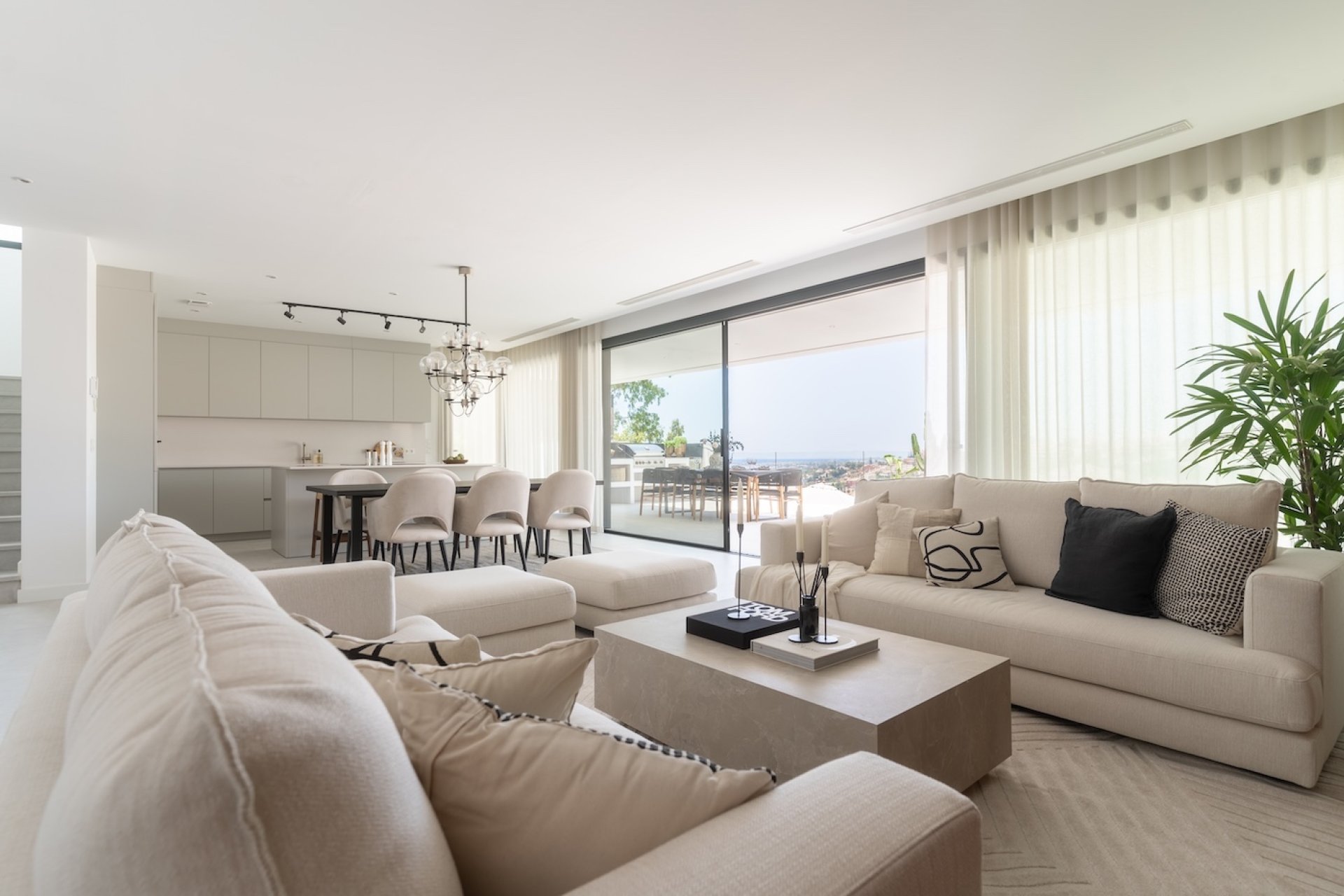 Reventa - Villa -
Marbella - Nueva Andalucía