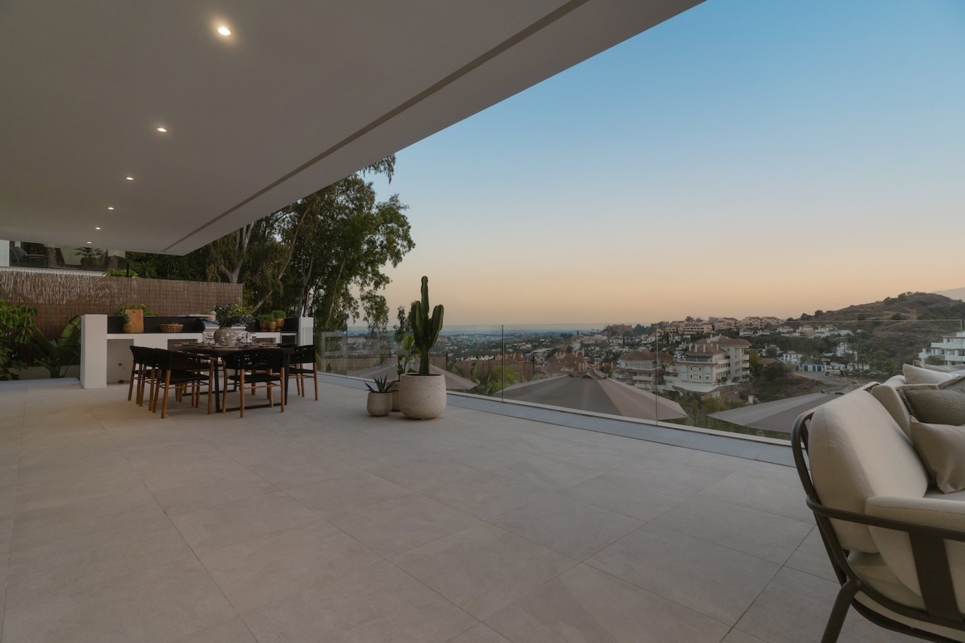 Reventa - Villa -
Marbella - Nueva Andalucía