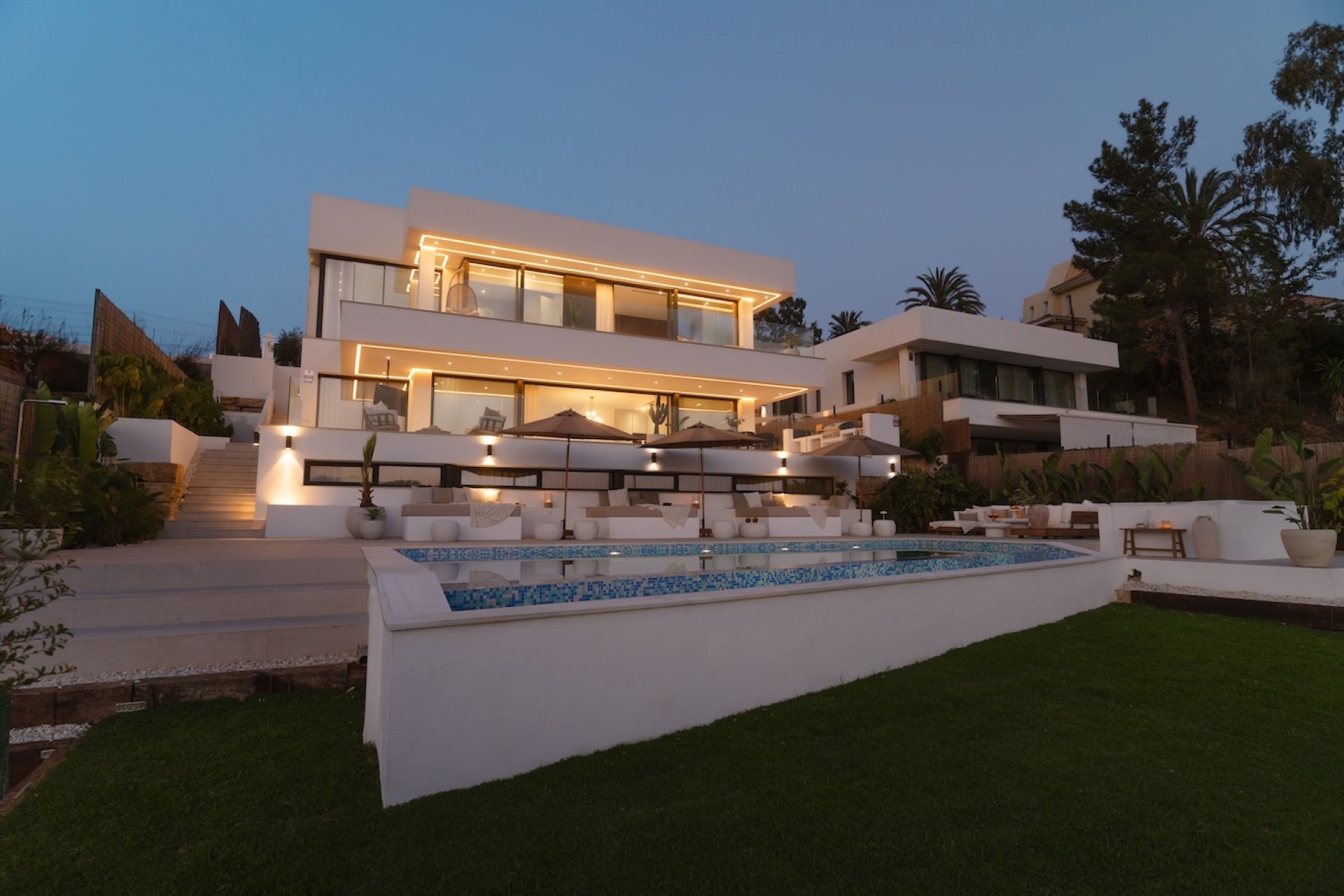 Reventa - Villa -
Marbella - Nueva Andalucía