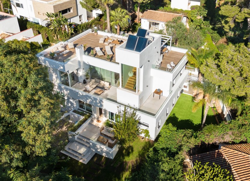 Reventa - Villa -
Marbella - Nueva Andalucía
