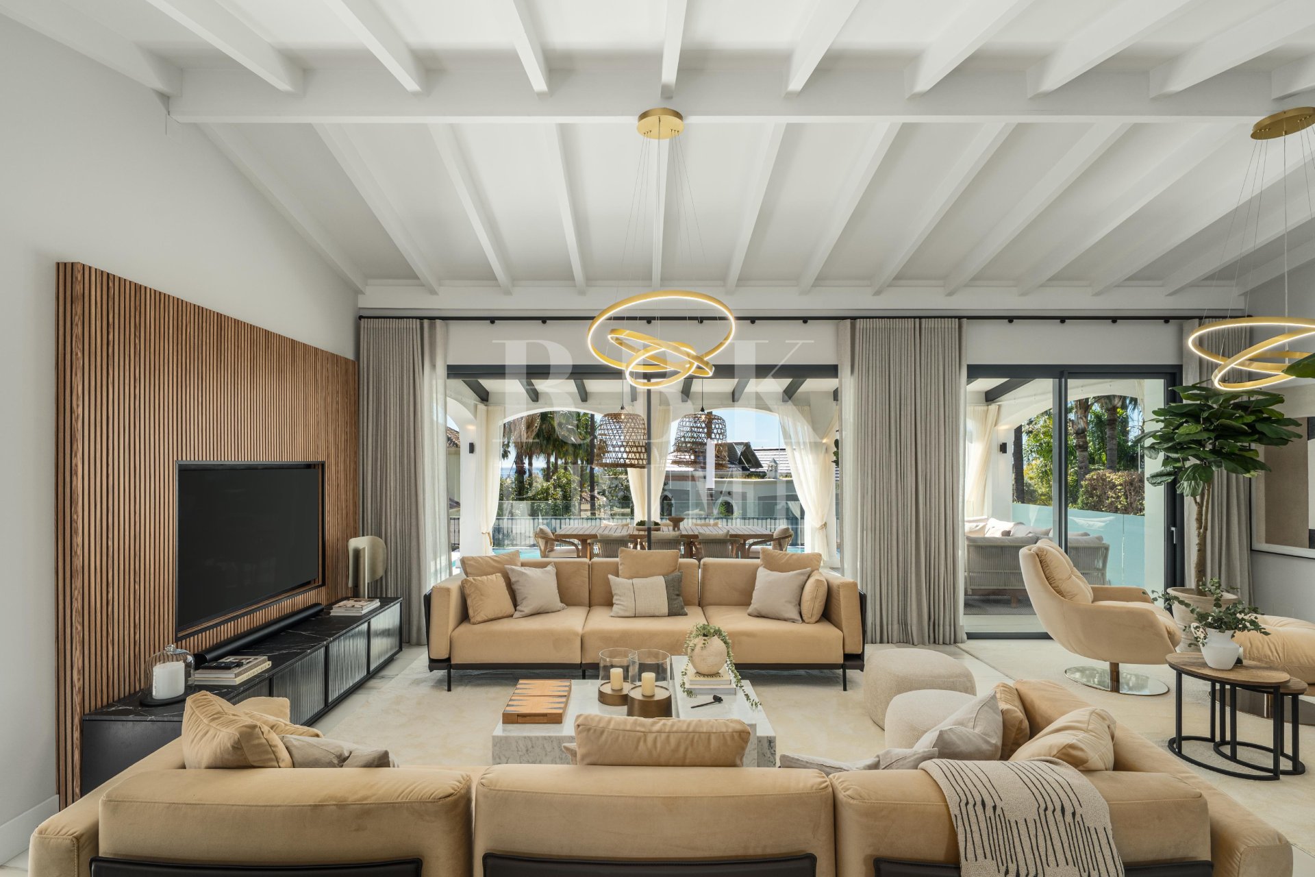Reventa - Villa -
Marbella
