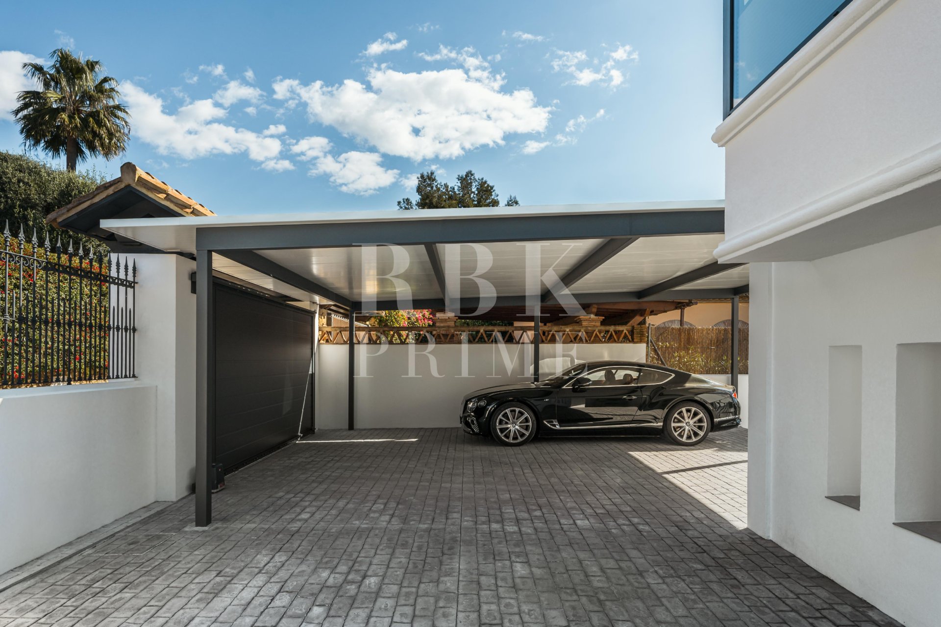 Reventa - Villa -
Marbella