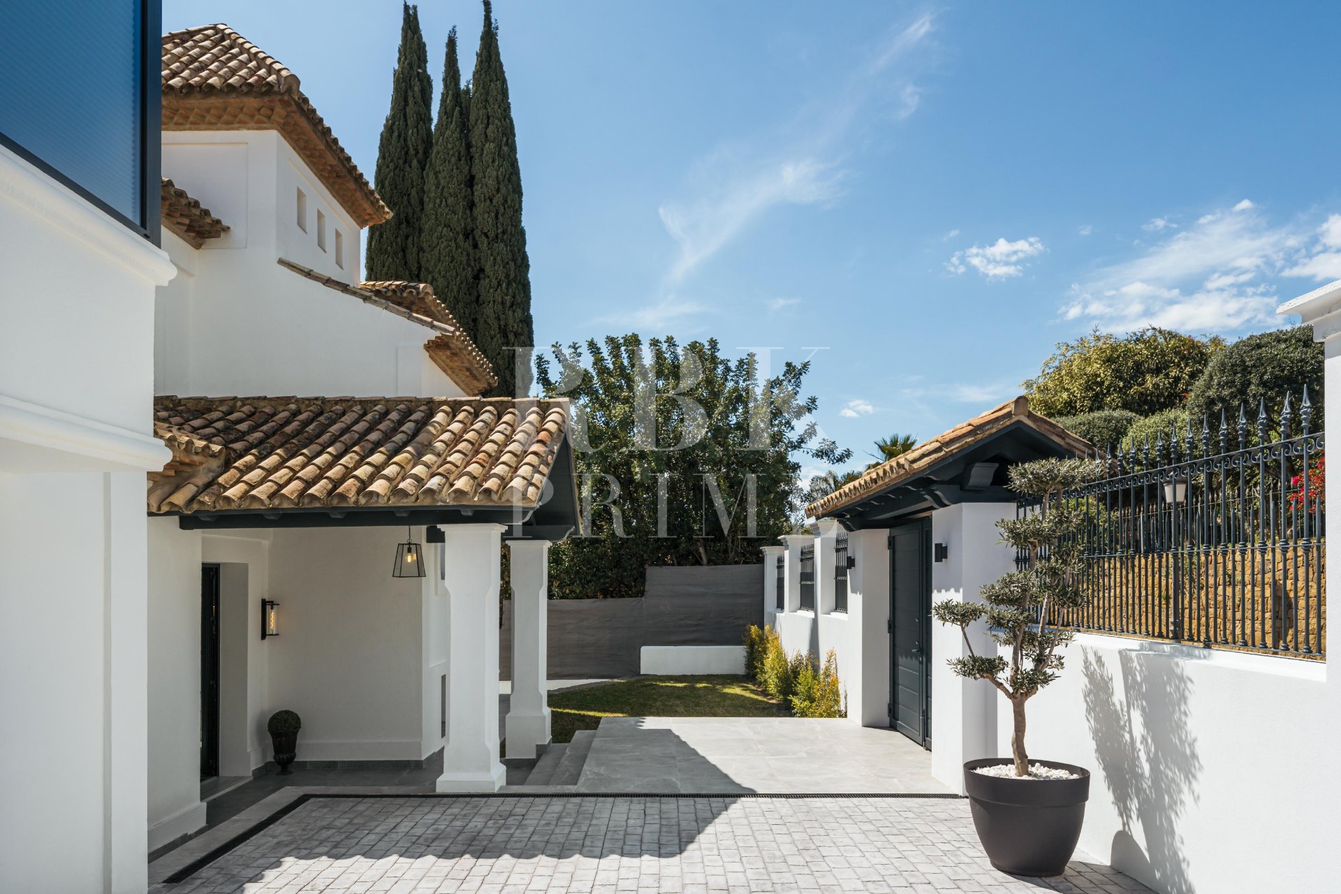 Reventa - Villa -
Marbella