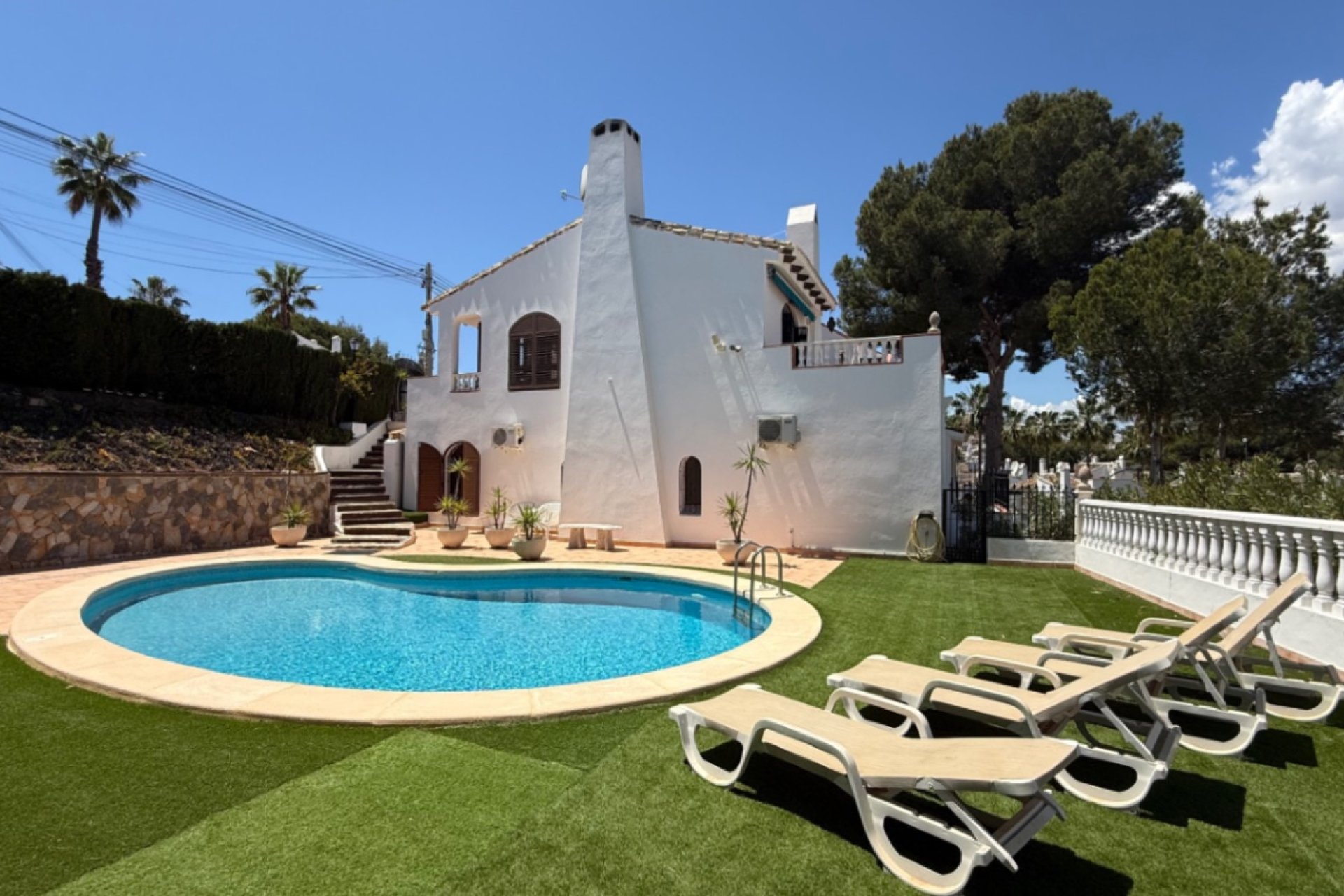 Reventa - Villa -
Orihuela - Costa Blanca