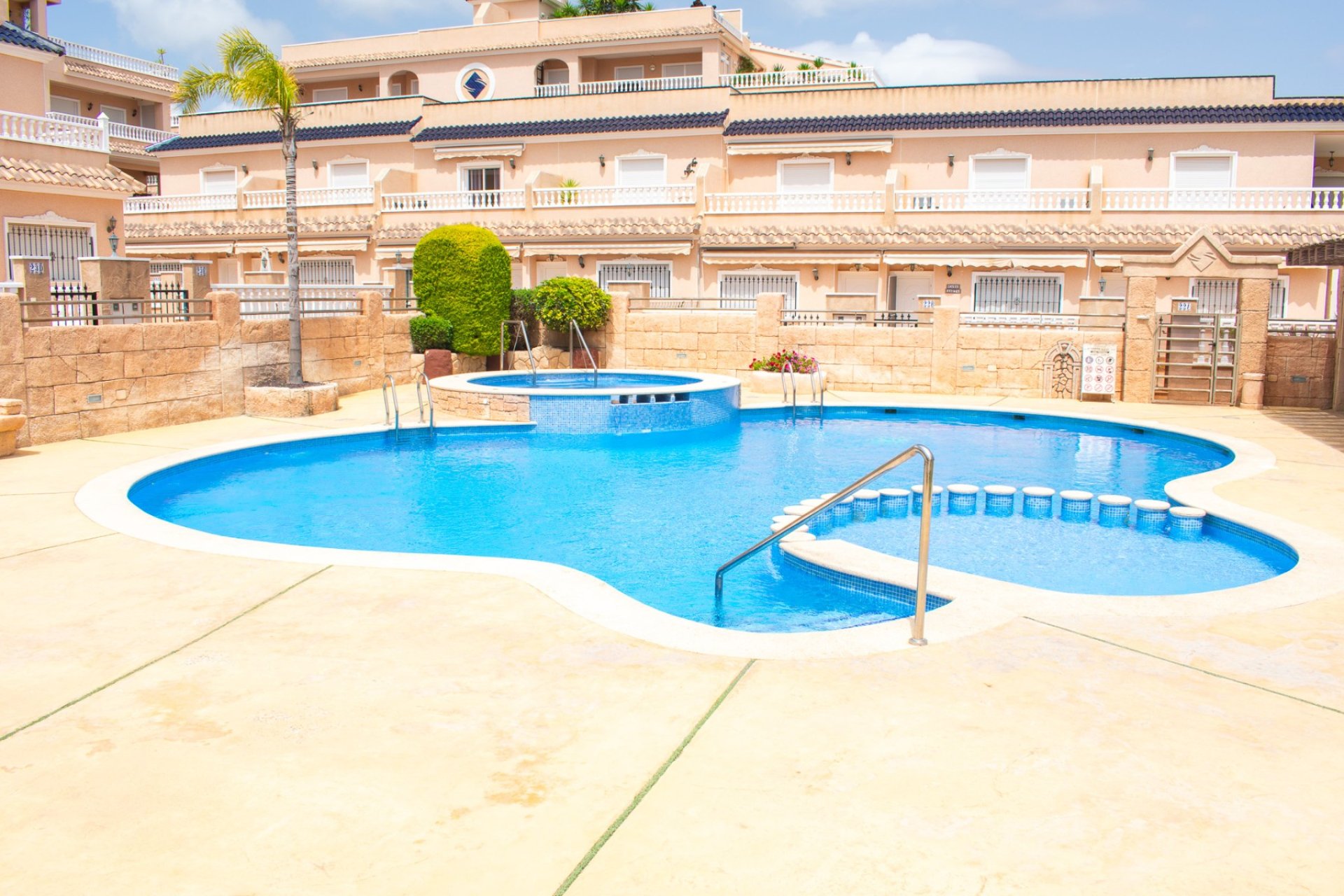 Reventa - Villa -
Orihuela Costa - Los Dolses