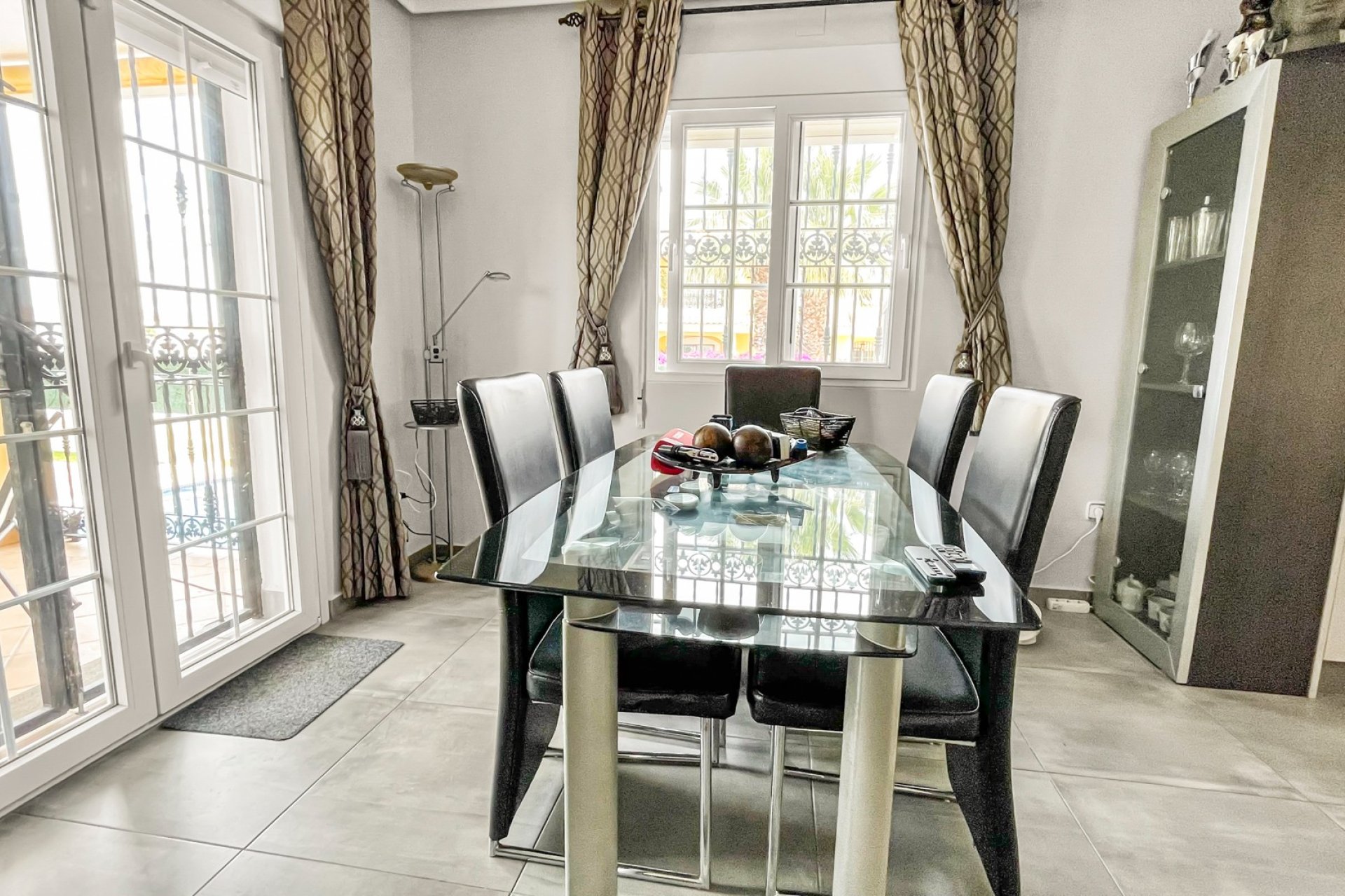 Reventa - Villa -
Orihuela Costa - Los Dolses