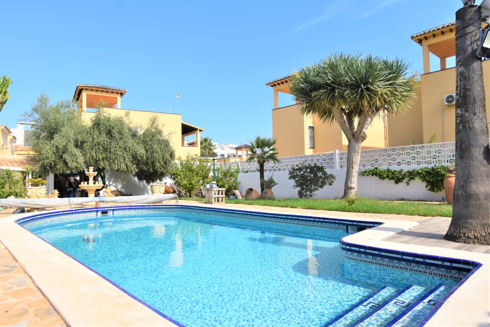 Reventa - Villa -
Orihuela Costa - Villamartín