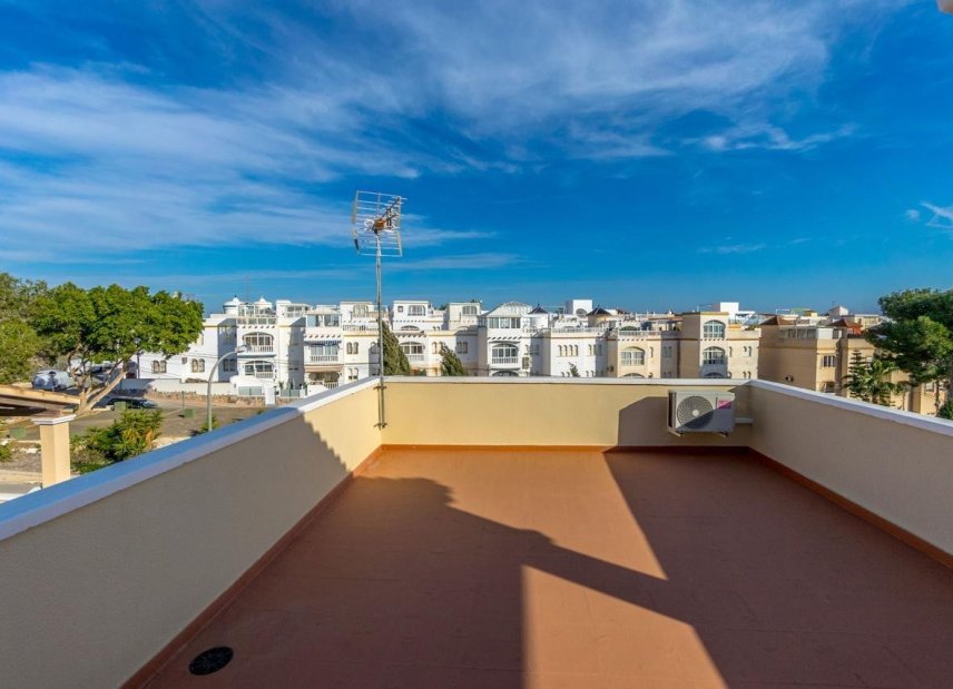 Reventa - Villa -
Orihuela Costa - Villamartín