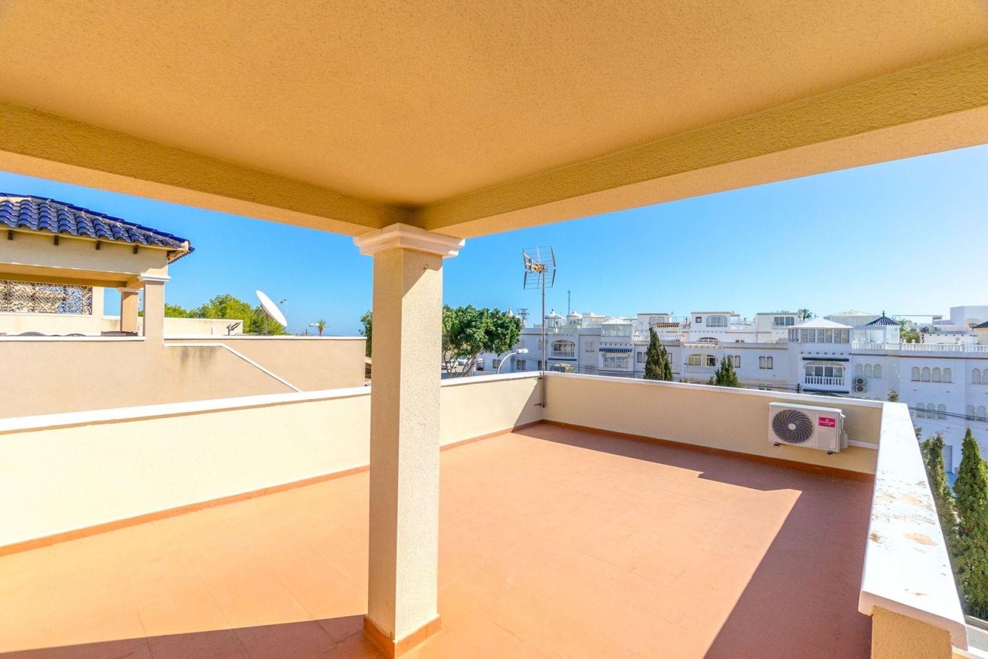 Reventa - Villa -
Orihuela Costa - Villamartín