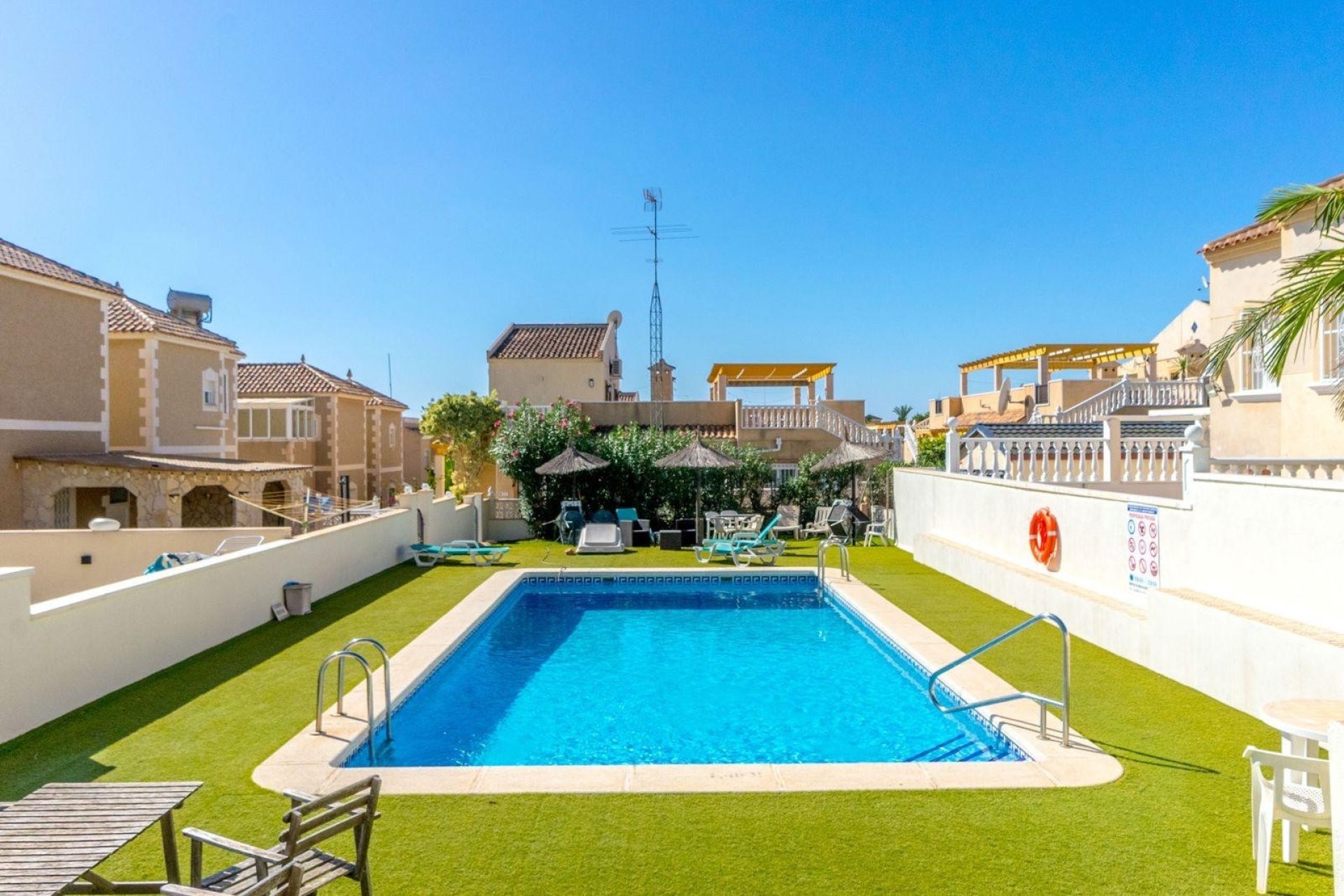 Reventa - Villa -
Orihuela Costa - Villamartín